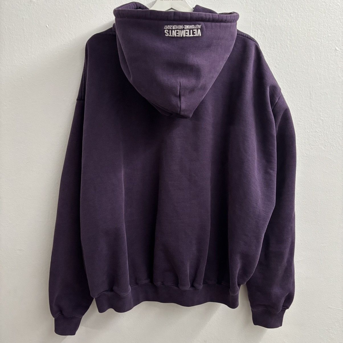 Vetements Vetements Sexual Fantasies AW2017 Hoodie Size US S / EU 44-46 / 1 - 2 Thumbnail