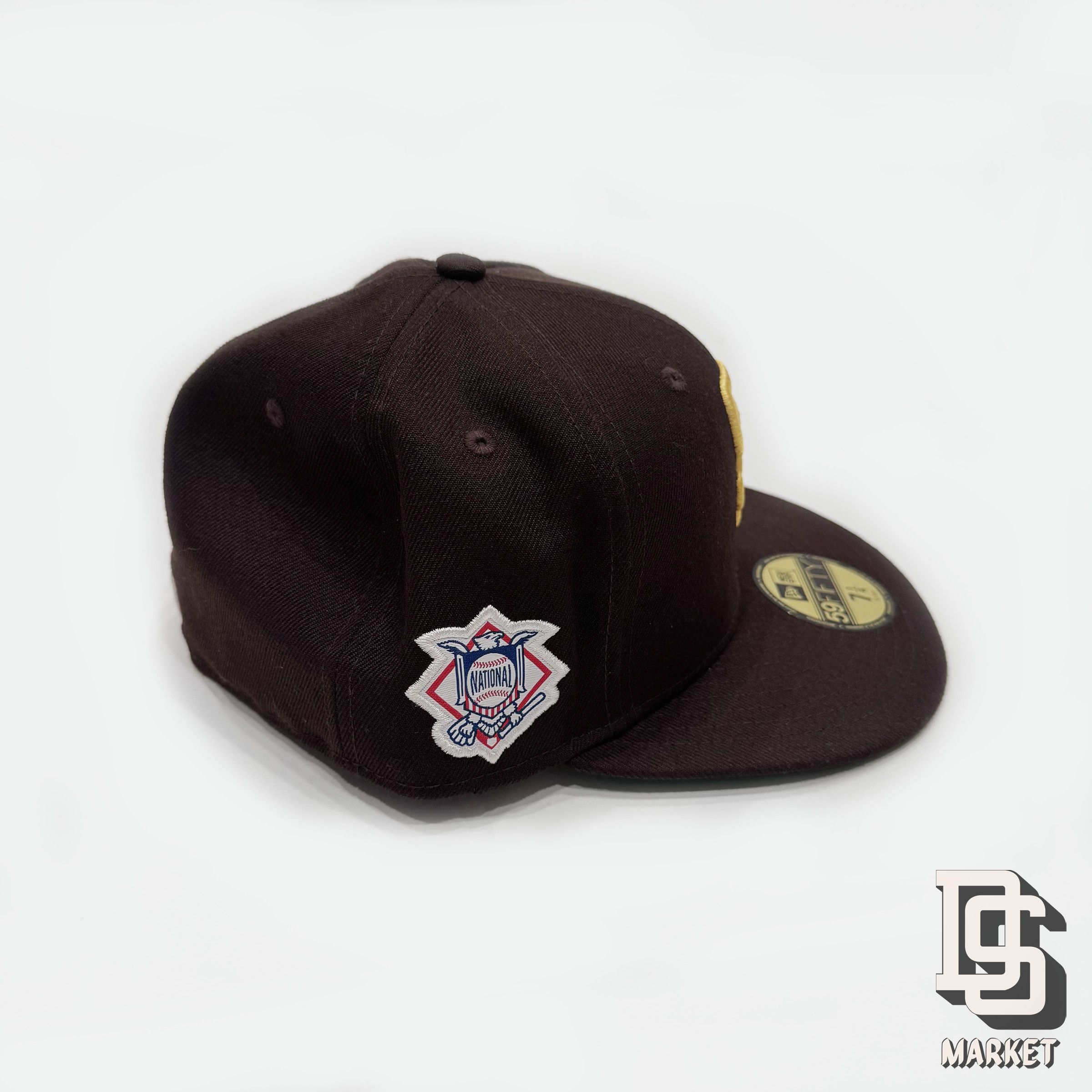New Era × Undefeated RARE UNDEFEATED SAN DIEGO PADRES NEW ERA HAT CAP 7 1/4 Size ONE SIZE - 4 Thumbnail