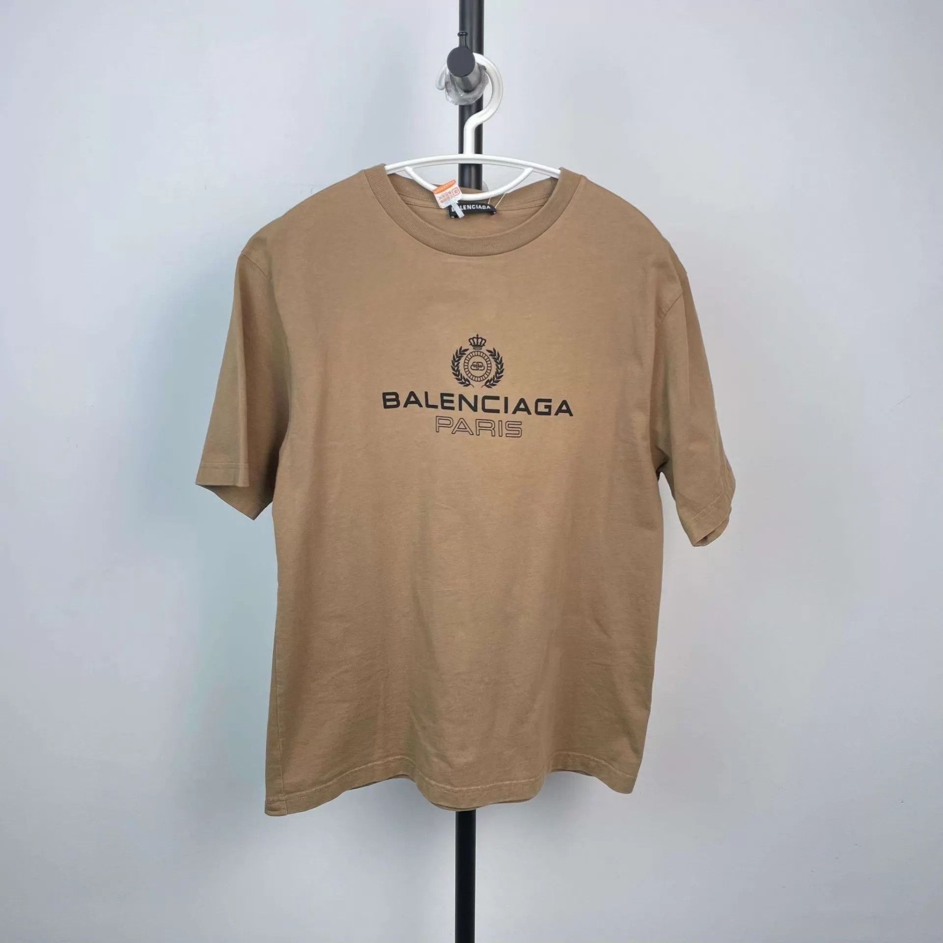 Balenciaga Balenciaga 95N Khaki SS T-shirt S Size US S / EU 44-46 / 1 - 1 Thumbnail