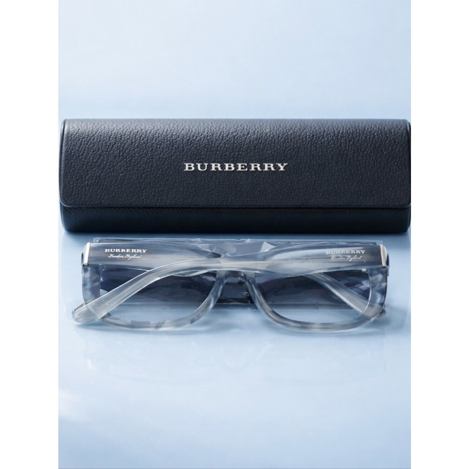 Burberry BURBERRY Oversized Gray Acetate Sunglasses | Made in Italy | Size ONE SIZE - 4 Thumbnail