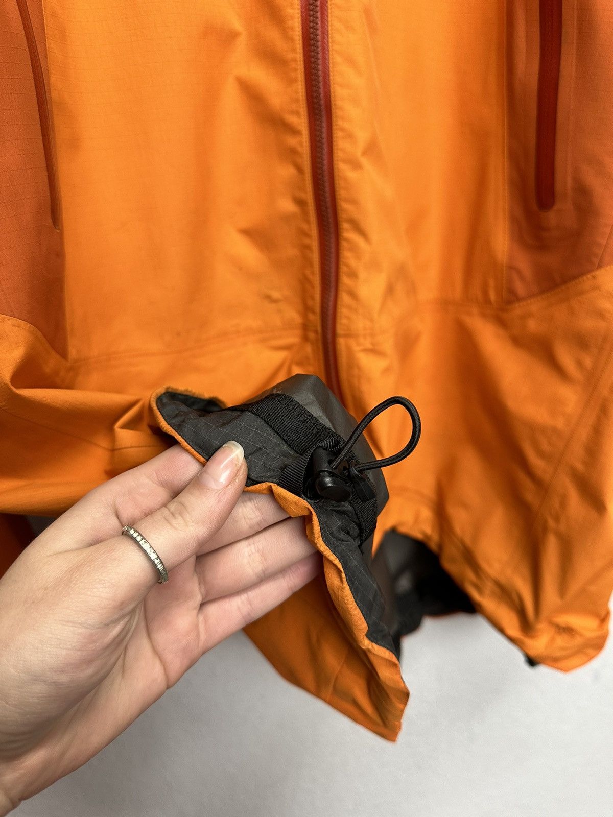 Arc'teryx Vintage Gore-tex Arcteryx Orange Shell Jacket Outdoor Size US XL / EU 56 / 4 - 11 Thumbnail