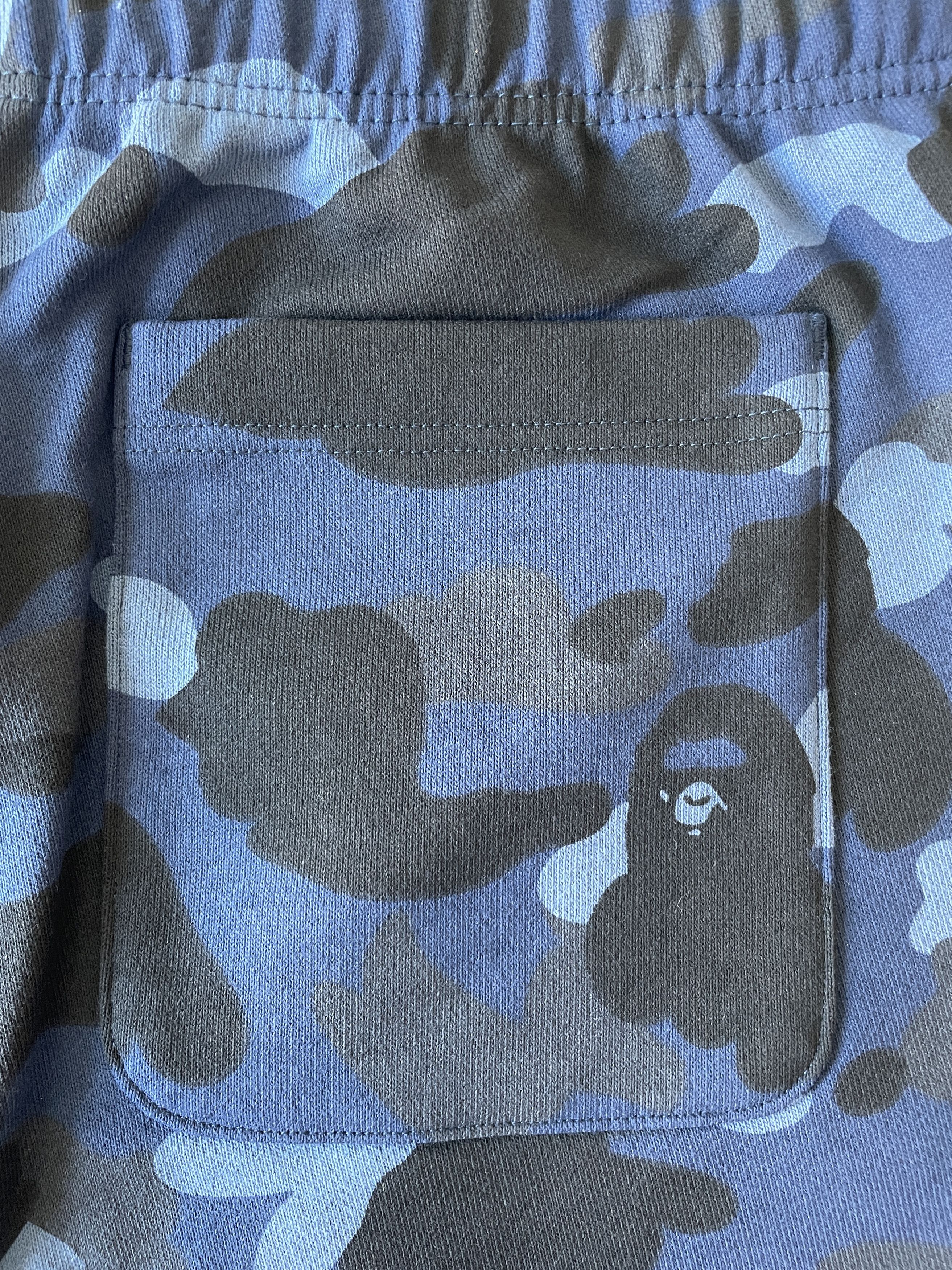 Bape BAPE COLOR CAMO SHARK SWEAT SHORTS Size US 36 / EU 52 - 4 Thumbnail