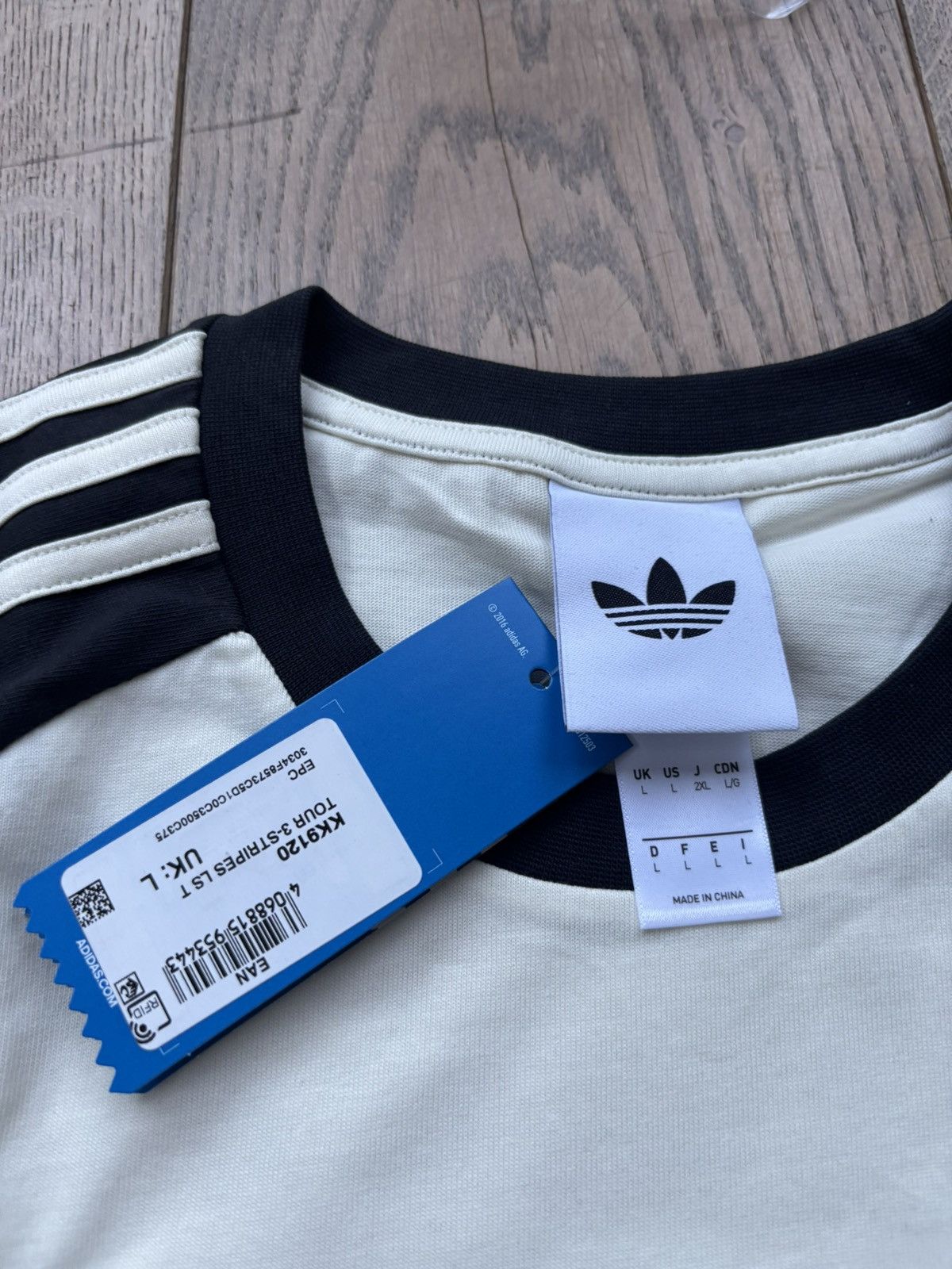 Adidas Adidas Oasis Tour Long Sleeve Tee T shirt Large Brand new Size US L / EU 52-54 / 3 - 3 Thumbnail