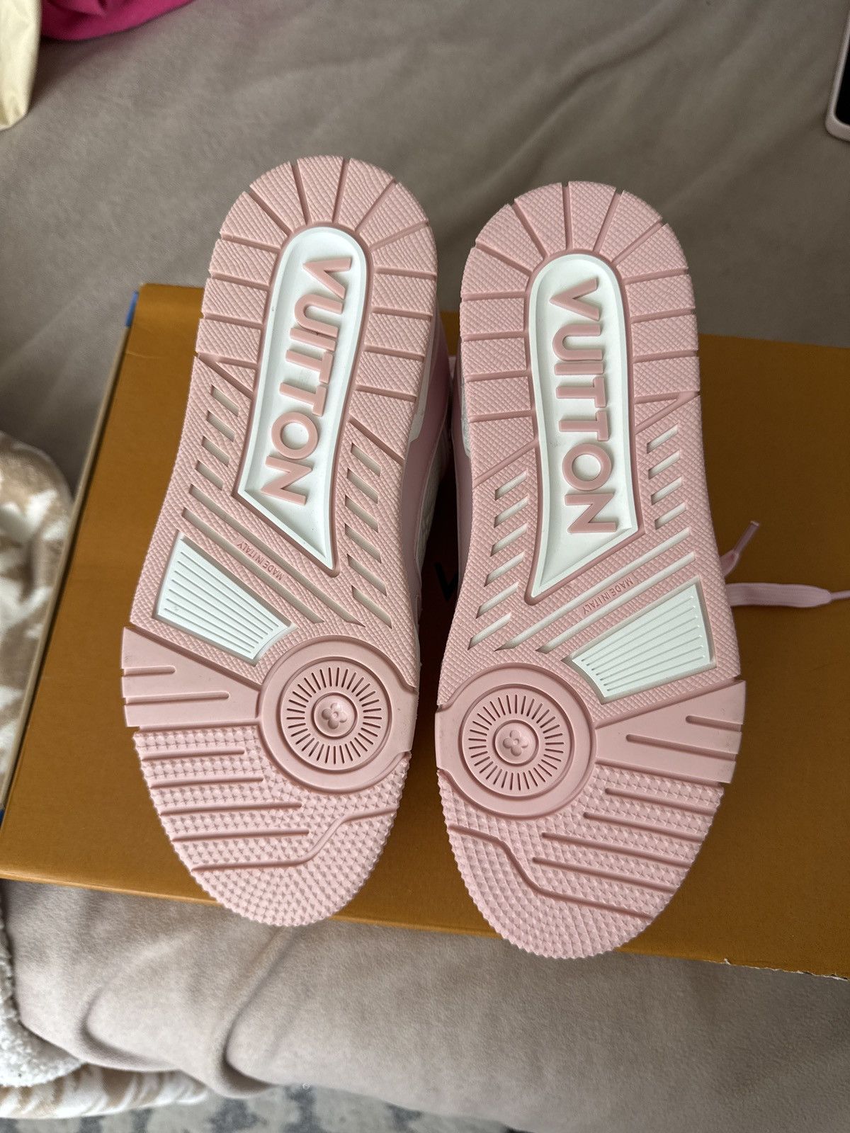 Louis Vuitton Louis Vuitton Women’s Trainers Pink Size US 8 / EU 41 - 5 Thumbnail