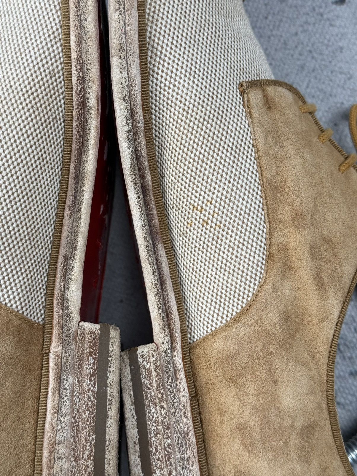 Christian Louboutin Christian Louboutin Greggo Two Tone Suede Canvas Oxford Shoe Size US 9.5 / EU 42-43 - 7 Thumbnail