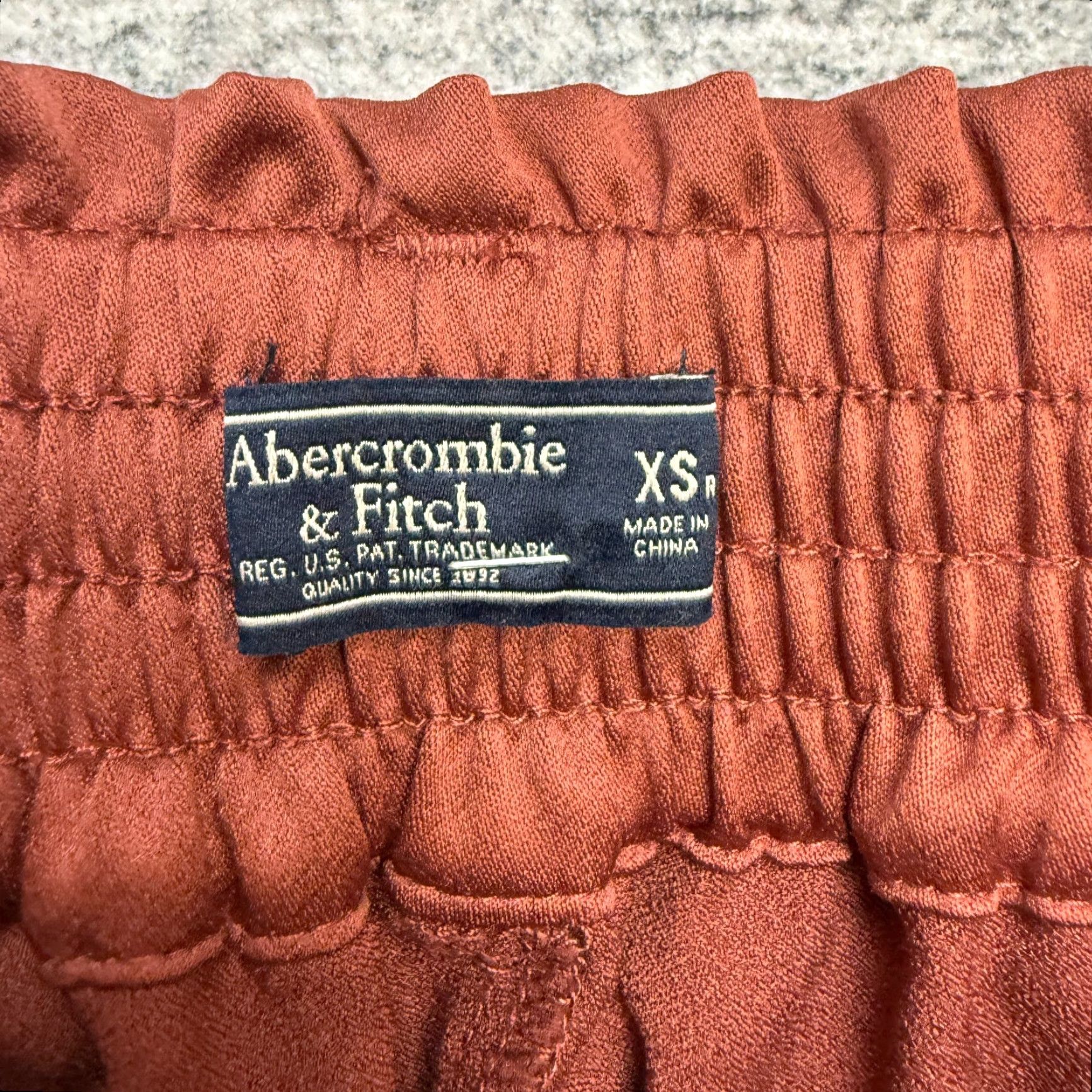 Abercrombie & Fitch Abercrombie & Fitch Pants Womens XS Rust Satin Paperbag High Waist Taper Tie Front Pockets Belted Elastic Size 26" / US 2 / IT 38 - 3 Thumbnail