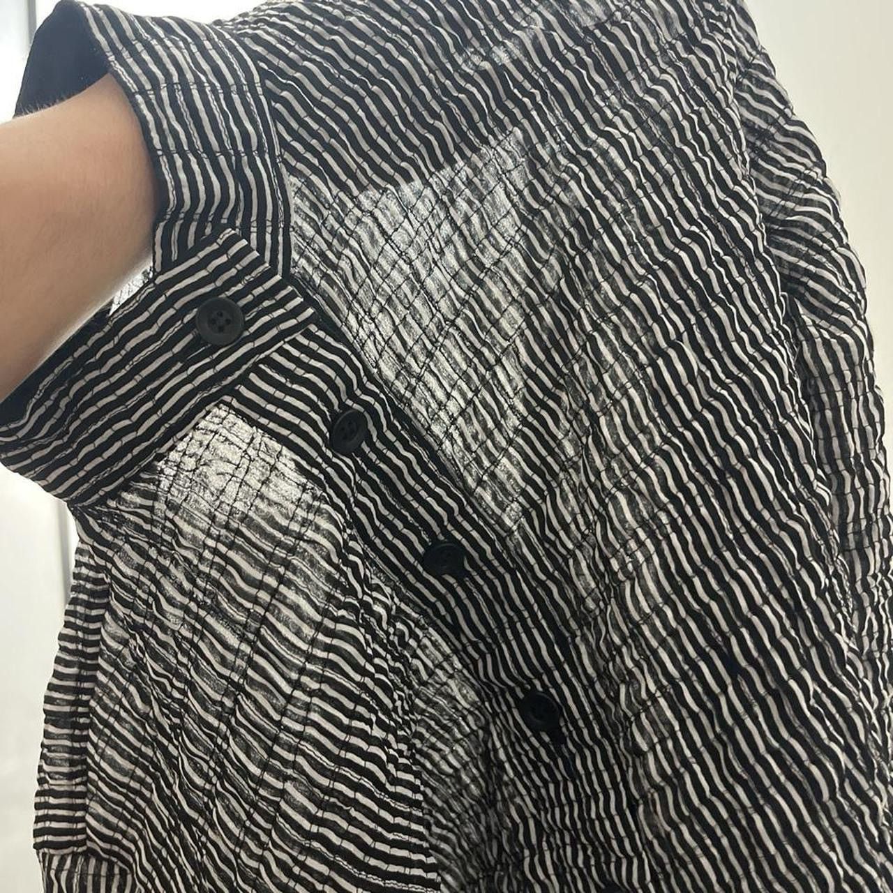 Issey Miyake Issey Miyake Crinkled Mandarin Collar Shirt Size US S / EU 44-46 / 1 - 8 Thumbnail