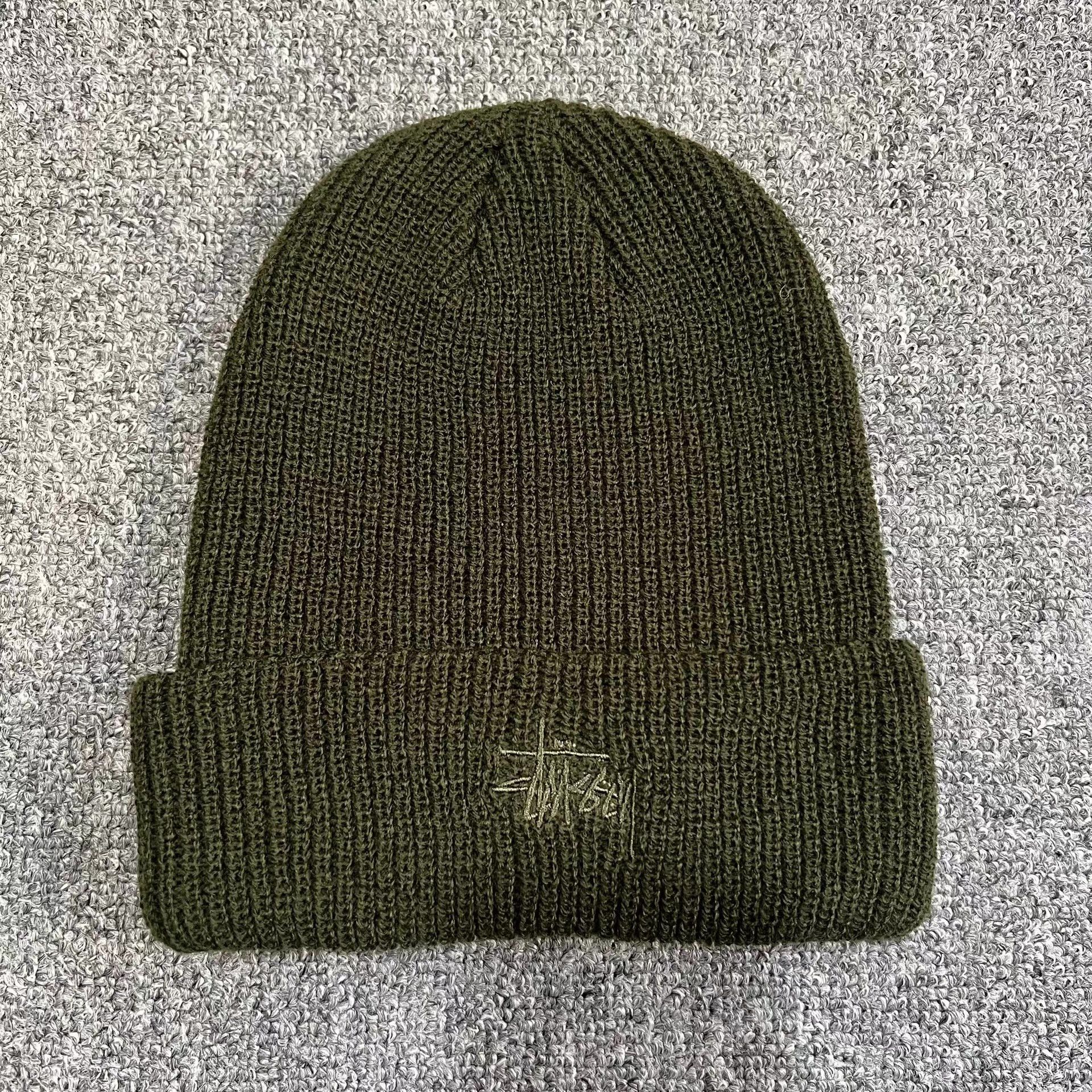 Stussy Stussy Classic Solid Color Logo Embroidered Knit Beanie Q7 Size ONE SIZE - 6 Thumbnail