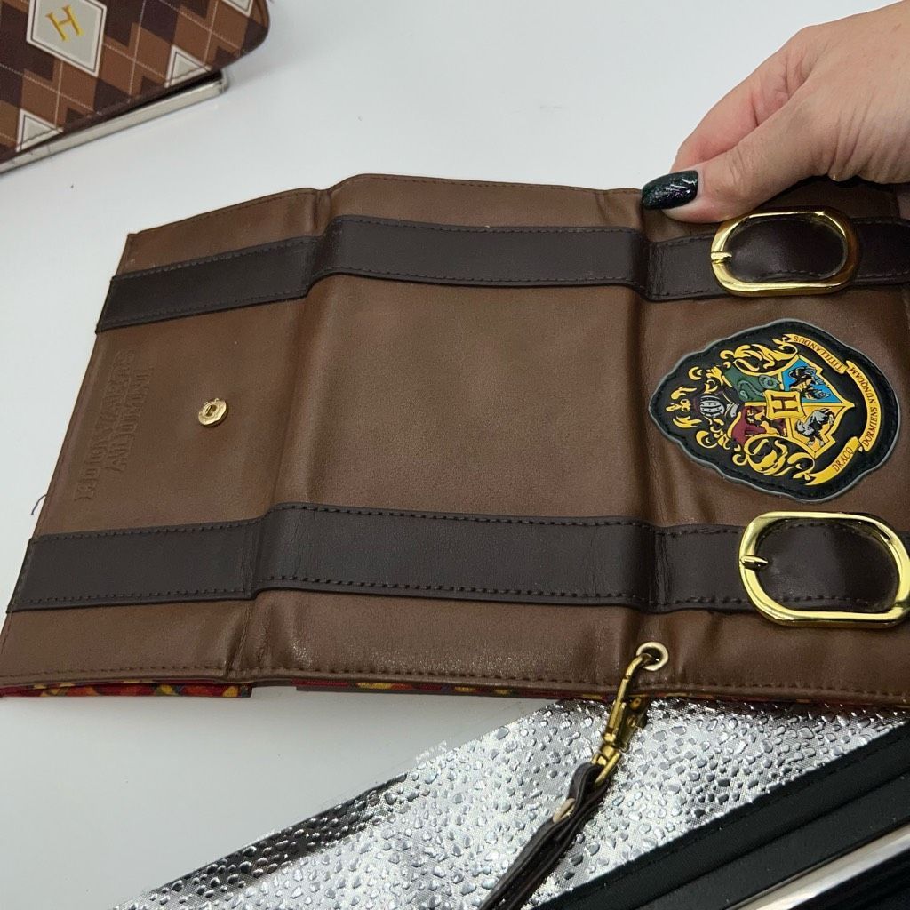 Other Harry Potter Hogwarts Crossbody and Wristlet Duo Size ONE SIZE - 8 Thumbnail