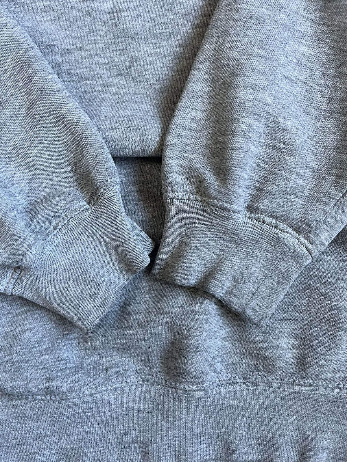 Chocolate Vintage Y2K Chocolate Skateboards Grey Men Sweatshirt Size US L / EU 52-54 / 3 - 6 Thumbnail