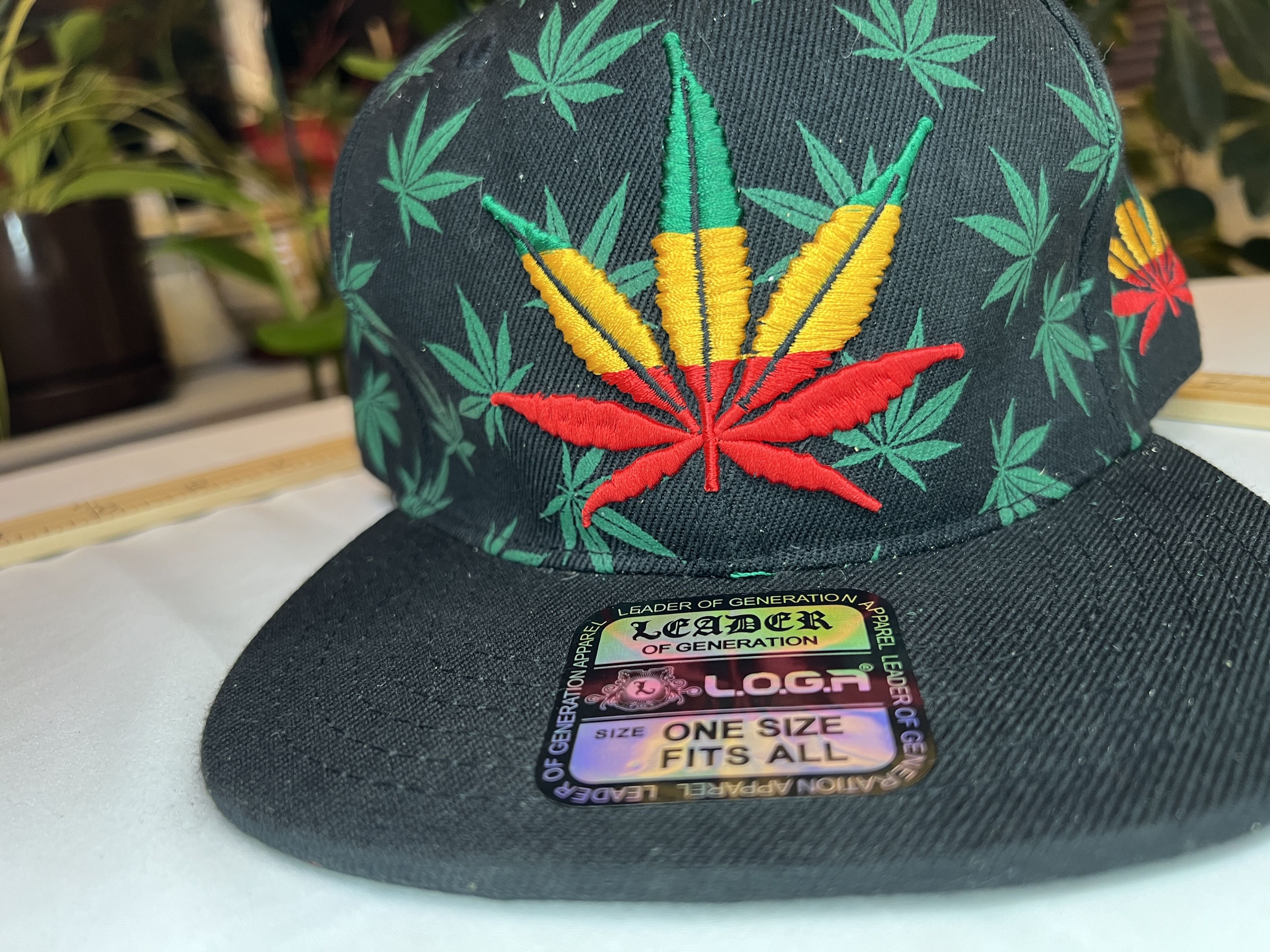 Other Pot Leaf Hat Red Gold and Green Raggae Size ONE SIZE - 2 Thumbnail