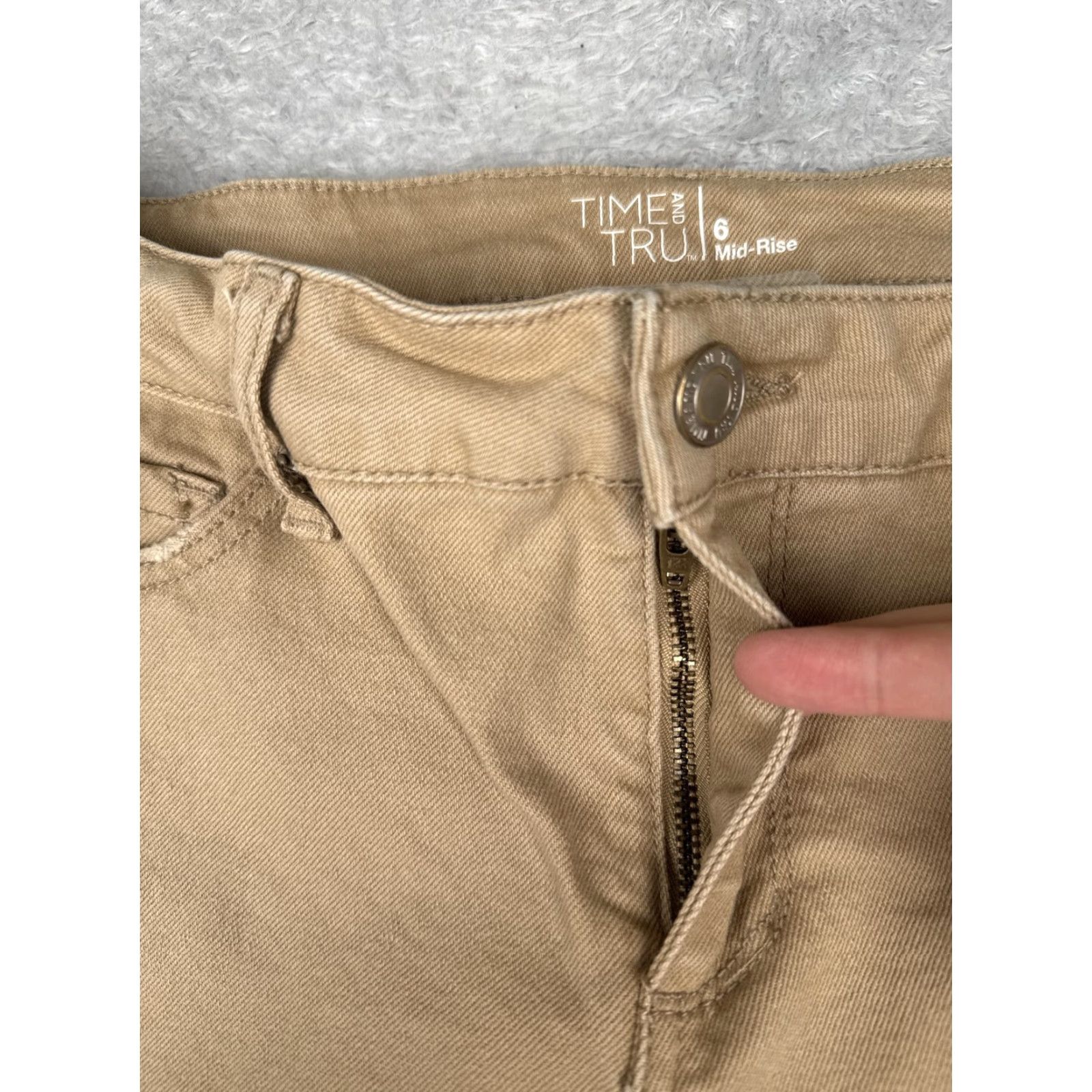 Vintage Time And Tru Pants Womens 6 Brown Mid Rise Cropped Chino Stretch Distressed Pockets Capris Casual Womens Size 28" / US 6 / IT 42 - 5 Thumbnail