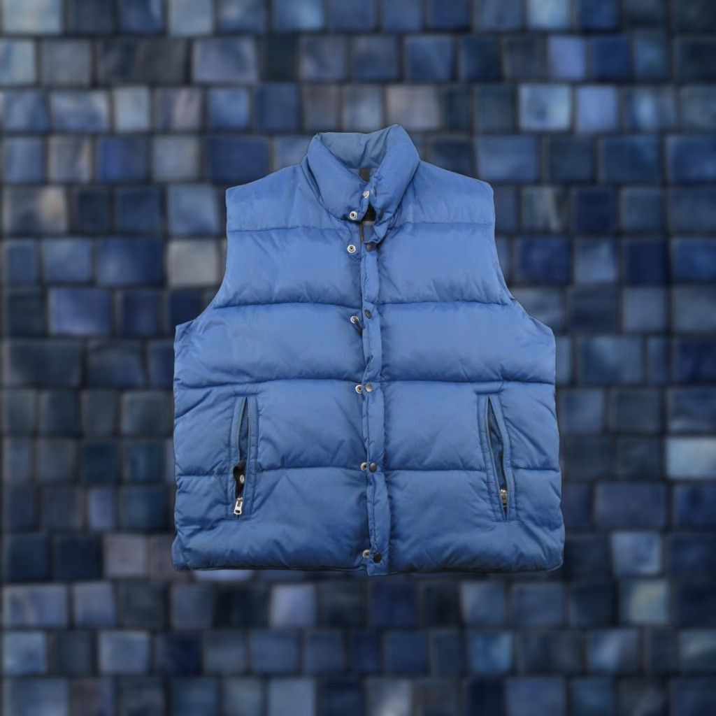 Old Navy Vintage Old Navy Vest Puffer Zip Front Snap Pockets Blue Size L Mens Casual Outdoor 90s Style Size US L / EU 52-54 / 3 - 1 Thumbnail