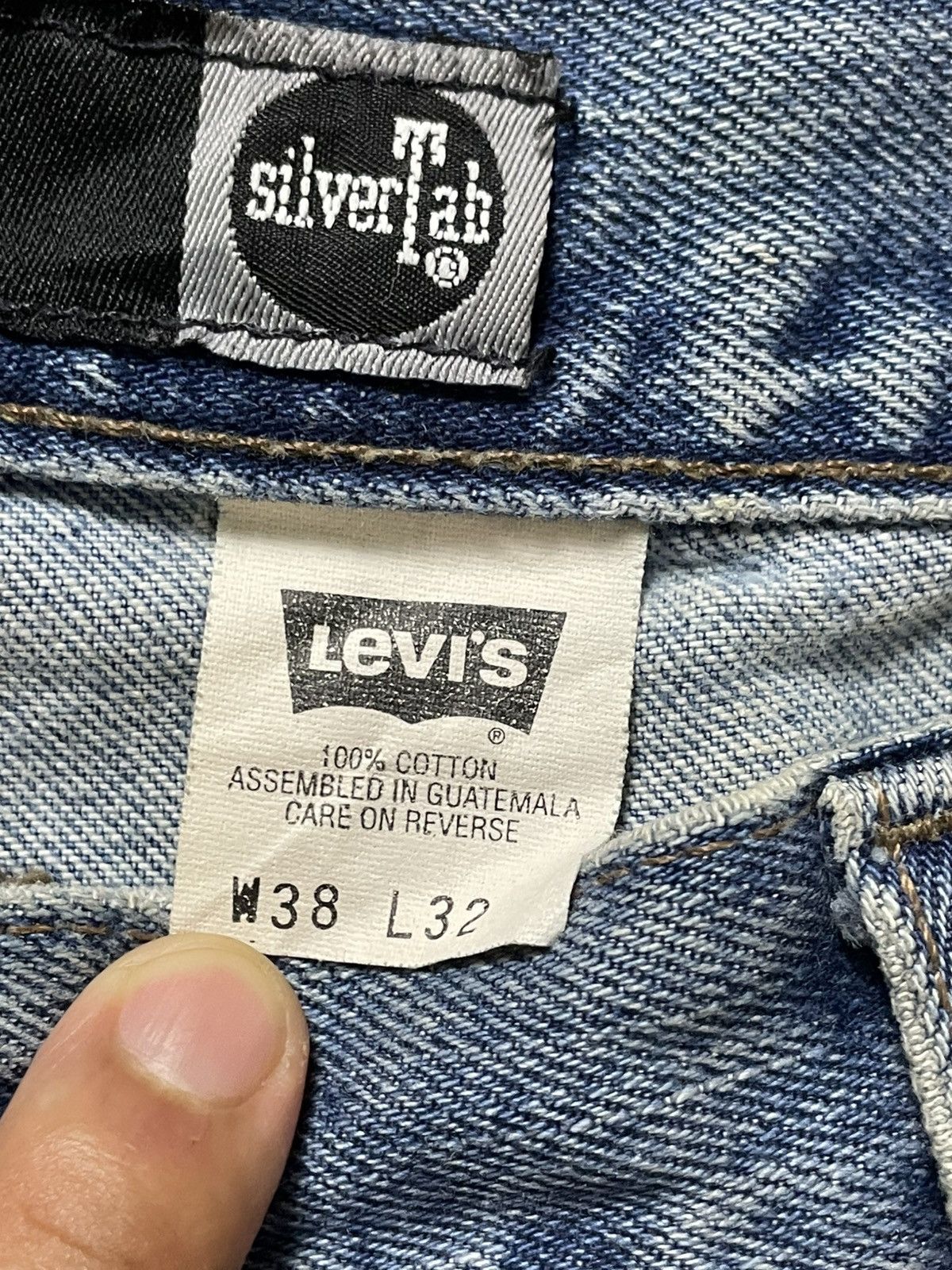 Levi's × Vintage LEVIS SilverTab Baggy Jeans (106) Size US 39 - 7 Thumbnail