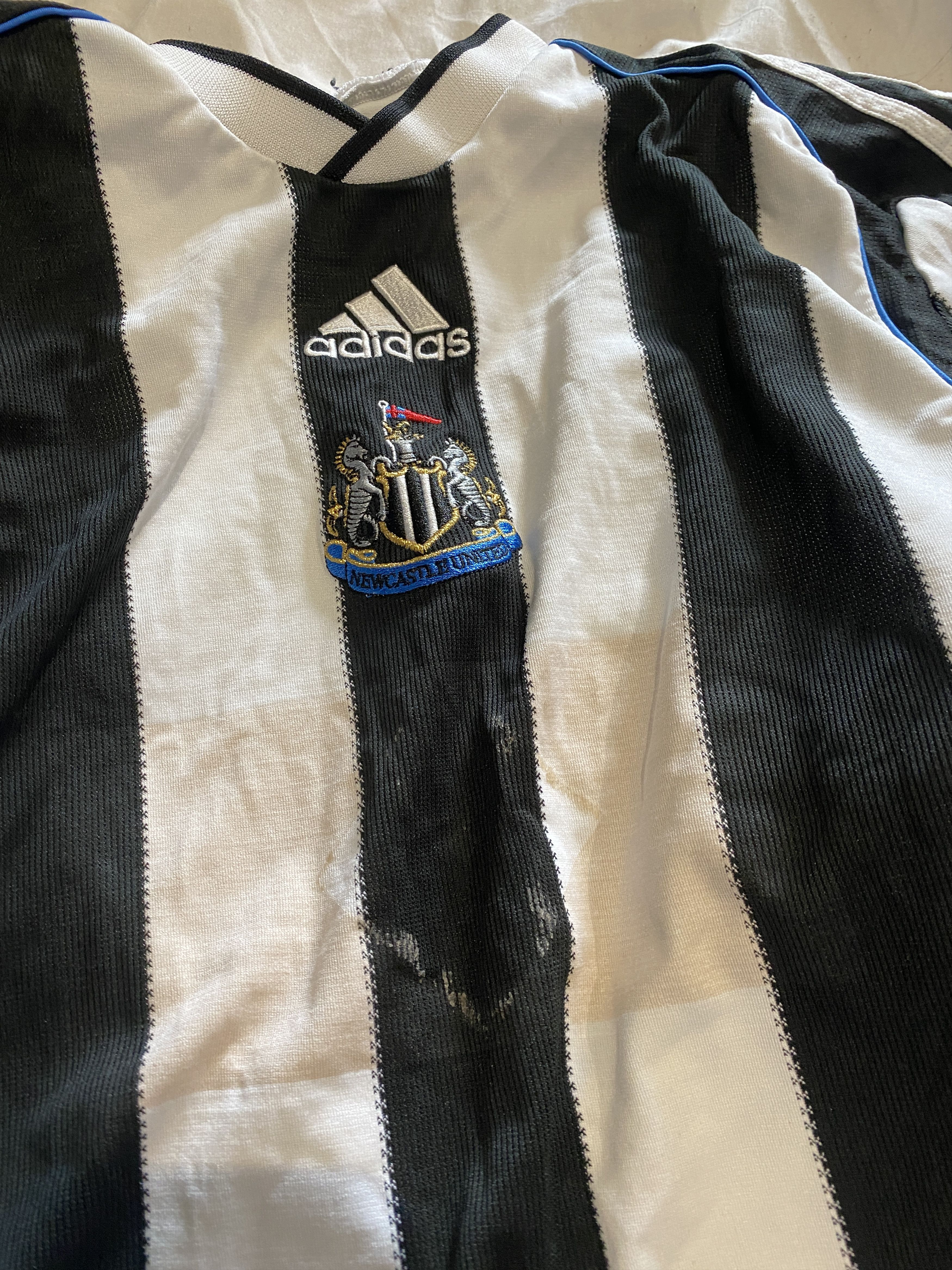 Adidas Newcastle United 2009-2010 Jersey Vintage Soccer Size US M / EU 48-50 / 2 - 6 Thumbnail