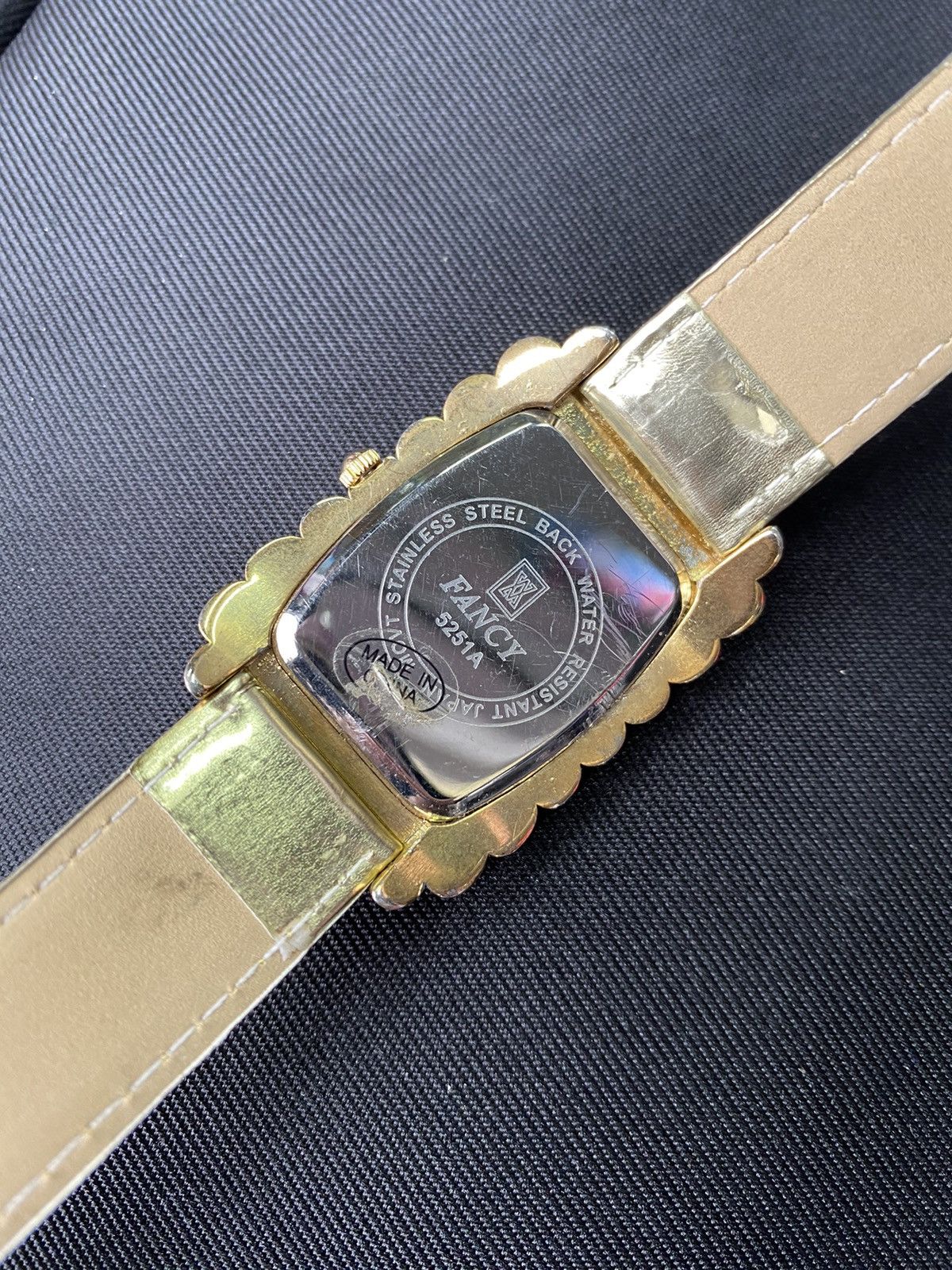 Vintage Luxury Rhinestone Gold Watch – Statement Piece Size ONE SIZE - 8 Thumbnail