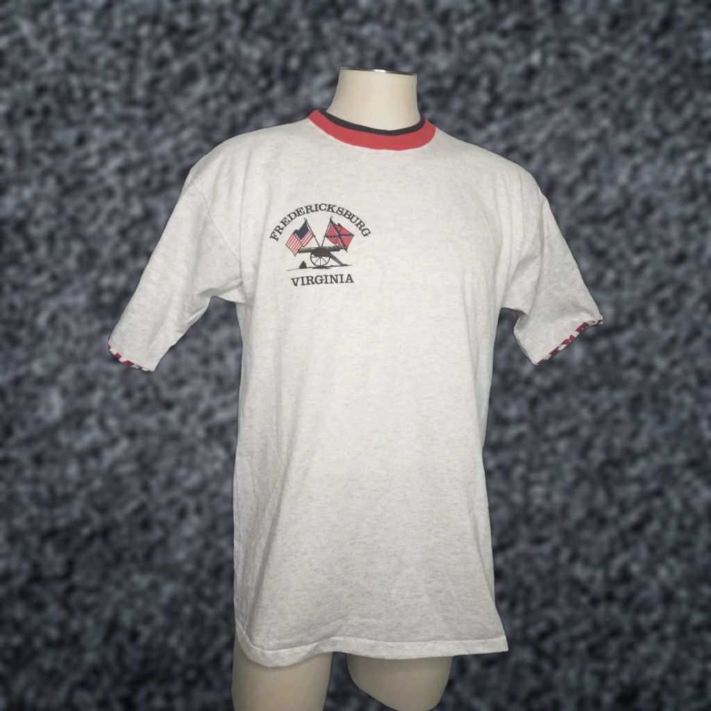 Vintage VINTAGE Tee-rific Mens L T Shirt 50/50 Patriotic Flag Gray 90s USA Army Crew Neck Short Sleeve Shirt Mens Size US L / EU 52-54 / 3 - 1 Thumbnail