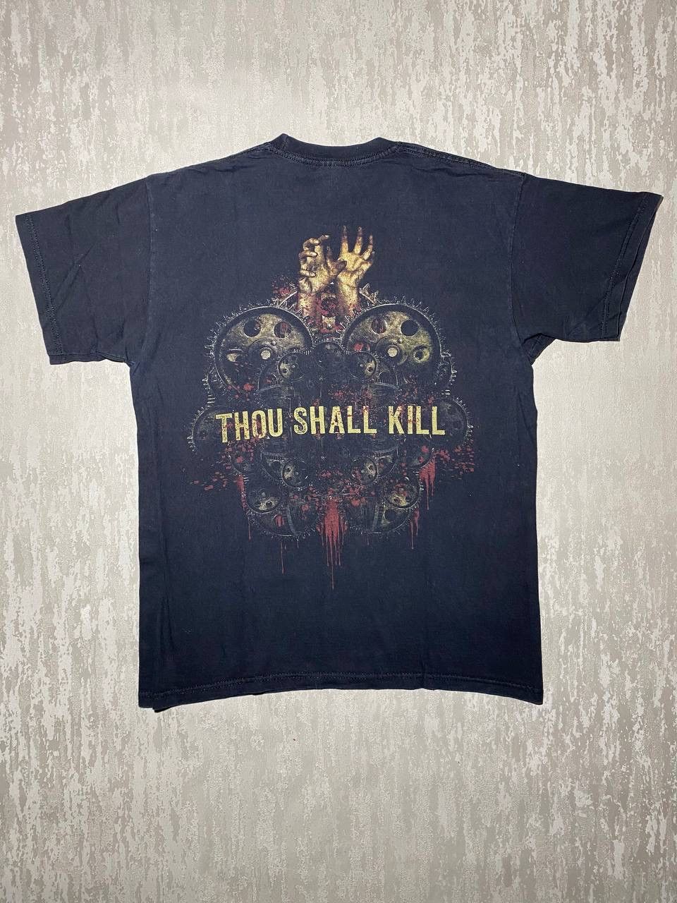 Band Tees × Vintage Vintage Y2K Six Feet Under Skulls hands Horror Tee Size US M / EU 48-50 / 2 - 10 Thumbnail