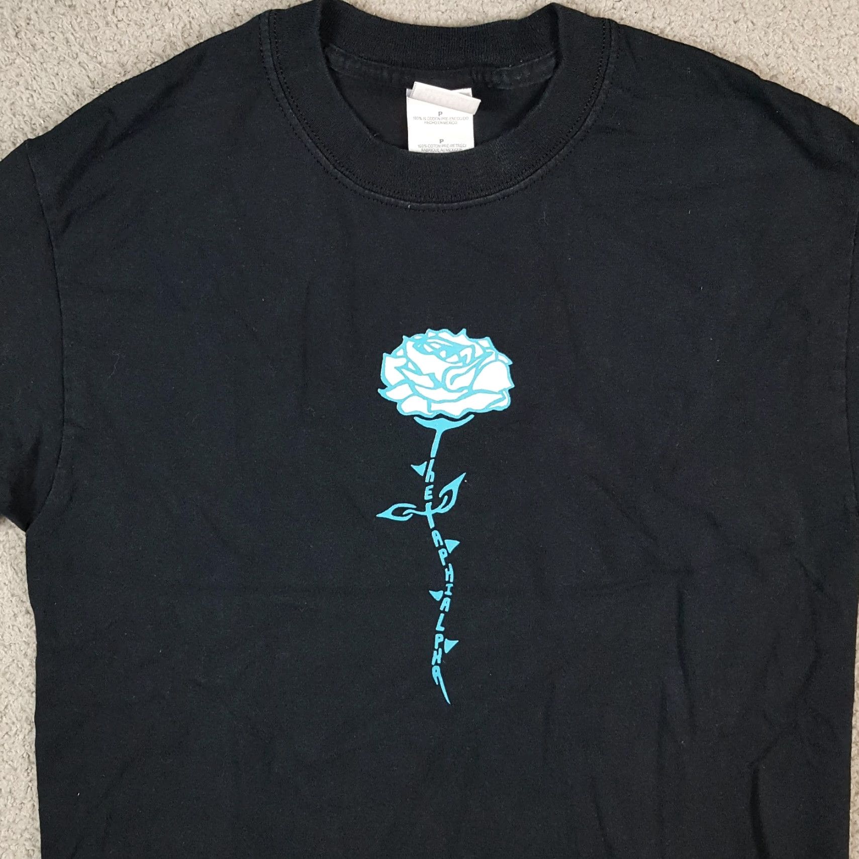 Gildan VINTAGE Gildan T-Shirt Mens Tee Size S Black Rose Tour Band Retro Rock Music College Shirt Size US S / EU 44-46 / 1 - 2 Thumbnail