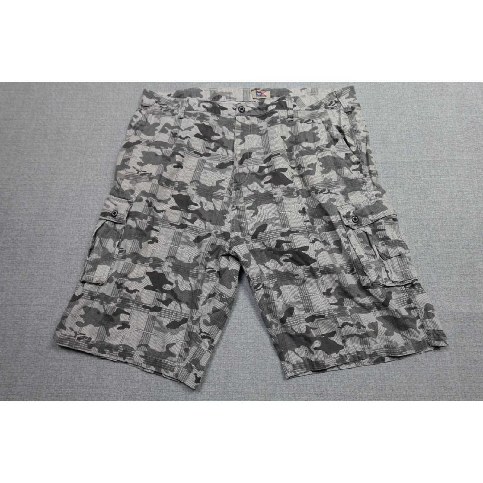Phat Farm Phat Farm Mens Cargo Short 44 Gray Athletic 5-Pocket Outdoor Casual Hip Hop Baggy Camouflage Cotton Denim Style Size US 44 / EU 60 - 2 Thumbnail