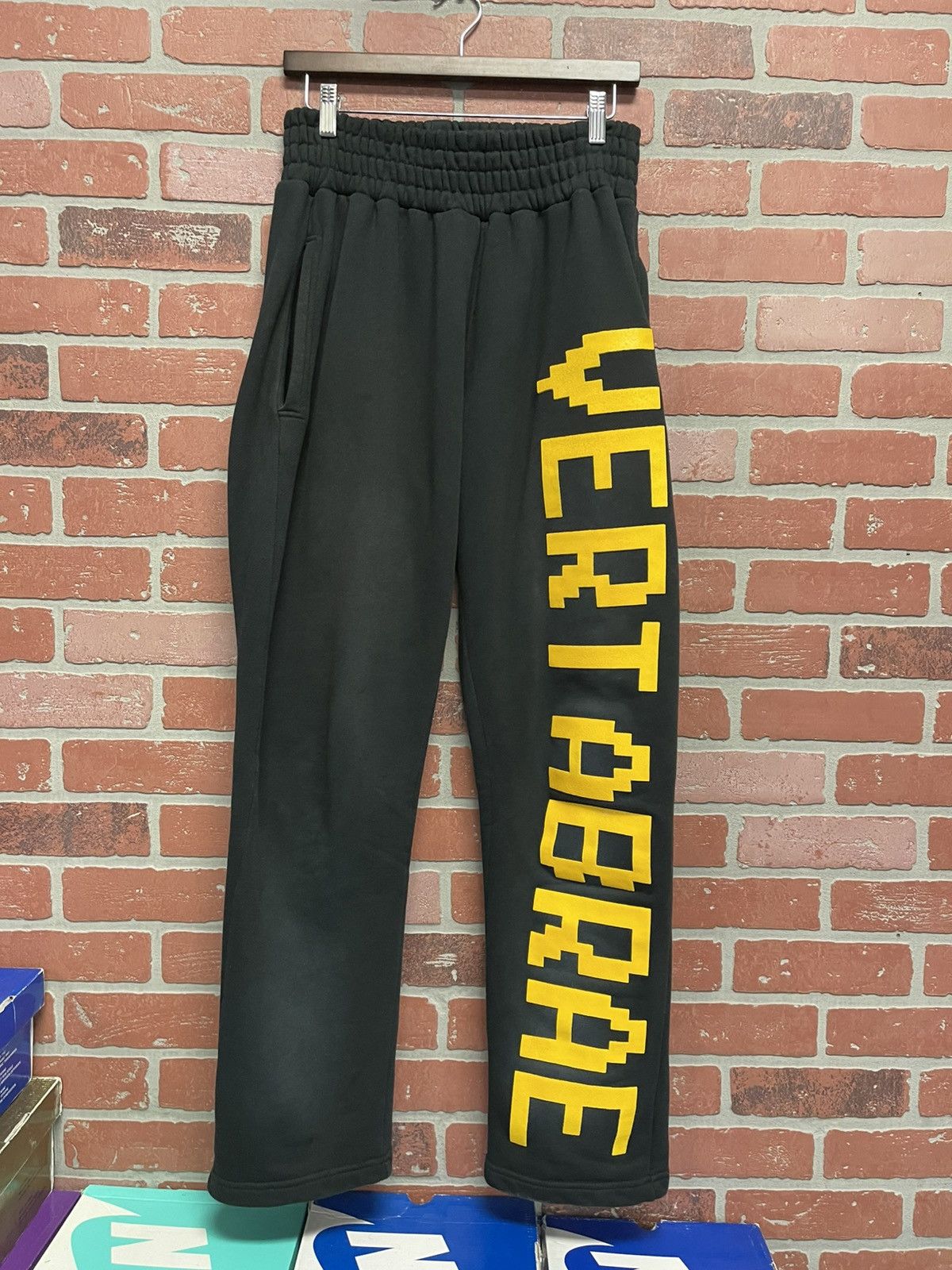 Vertabrae Size 2XL - Vertabrae C-2 Blue Yellow Sweatpants Size US 36 / EU 52 - 1 Thumbnail