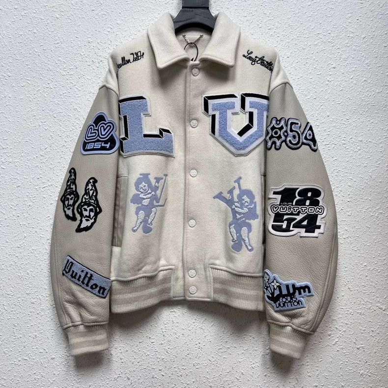 Louis Vuitton Louis Vuitton Bugs Bunny Patchwork Baseball Jacket 2503-Ne Size US M / EU 48-50 / 2 - 1 Thumbnail