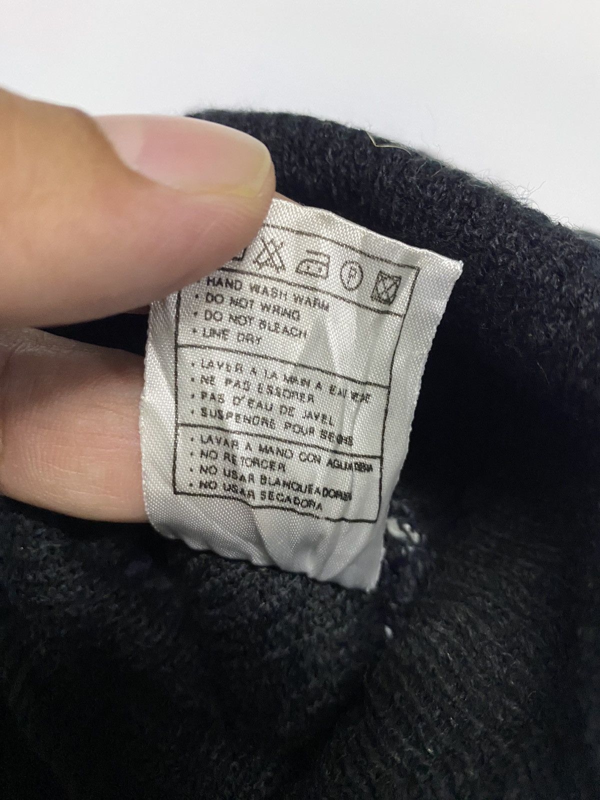 Nike Nike Small Logo Embroidery Beanie Hat Size ONE SIZE - 5 Thumbnail