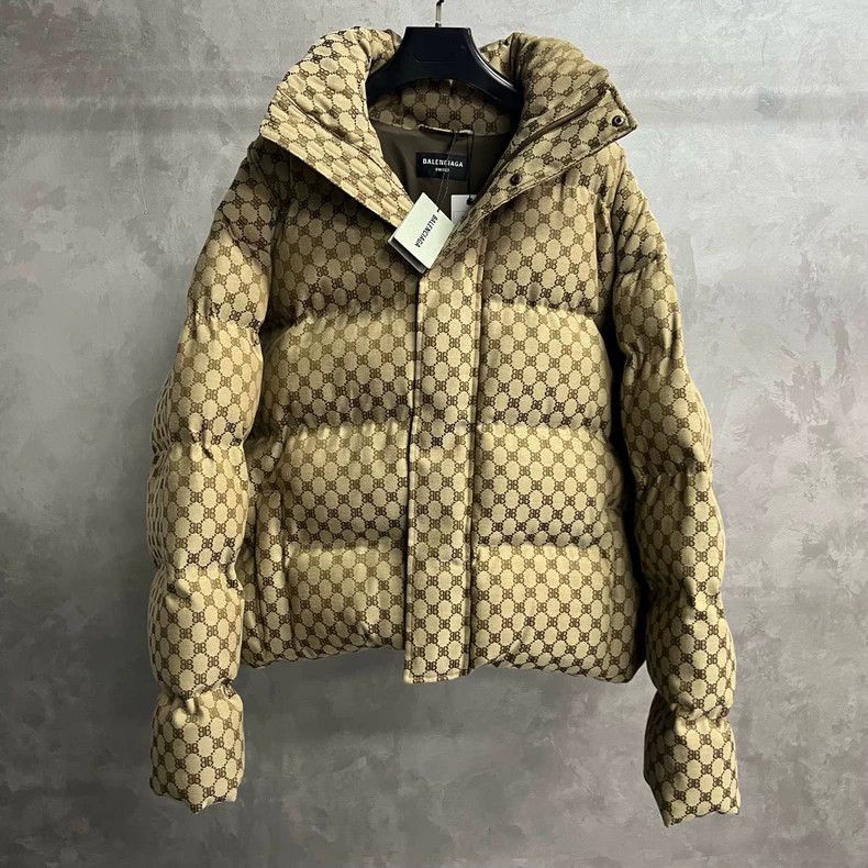 Balenciaga Balenciaga Khaki Hacker BB Full Print Jacket Cotton Size US S / EU 44-46 / 1 - 1 Thumbnail