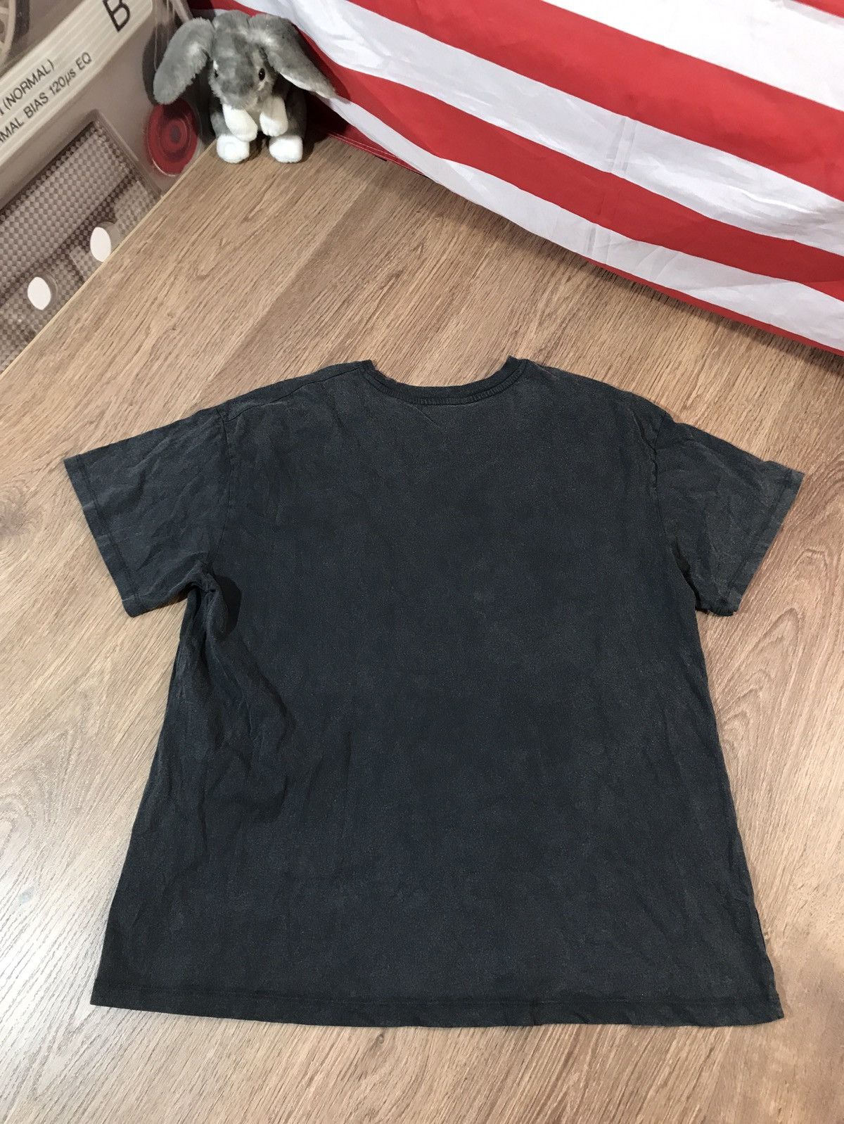 Band Tees Vintage Nirvana Nevermind Bootleg tee rare Size US M / EU 48-50 / 2 - 4 Thumbnail