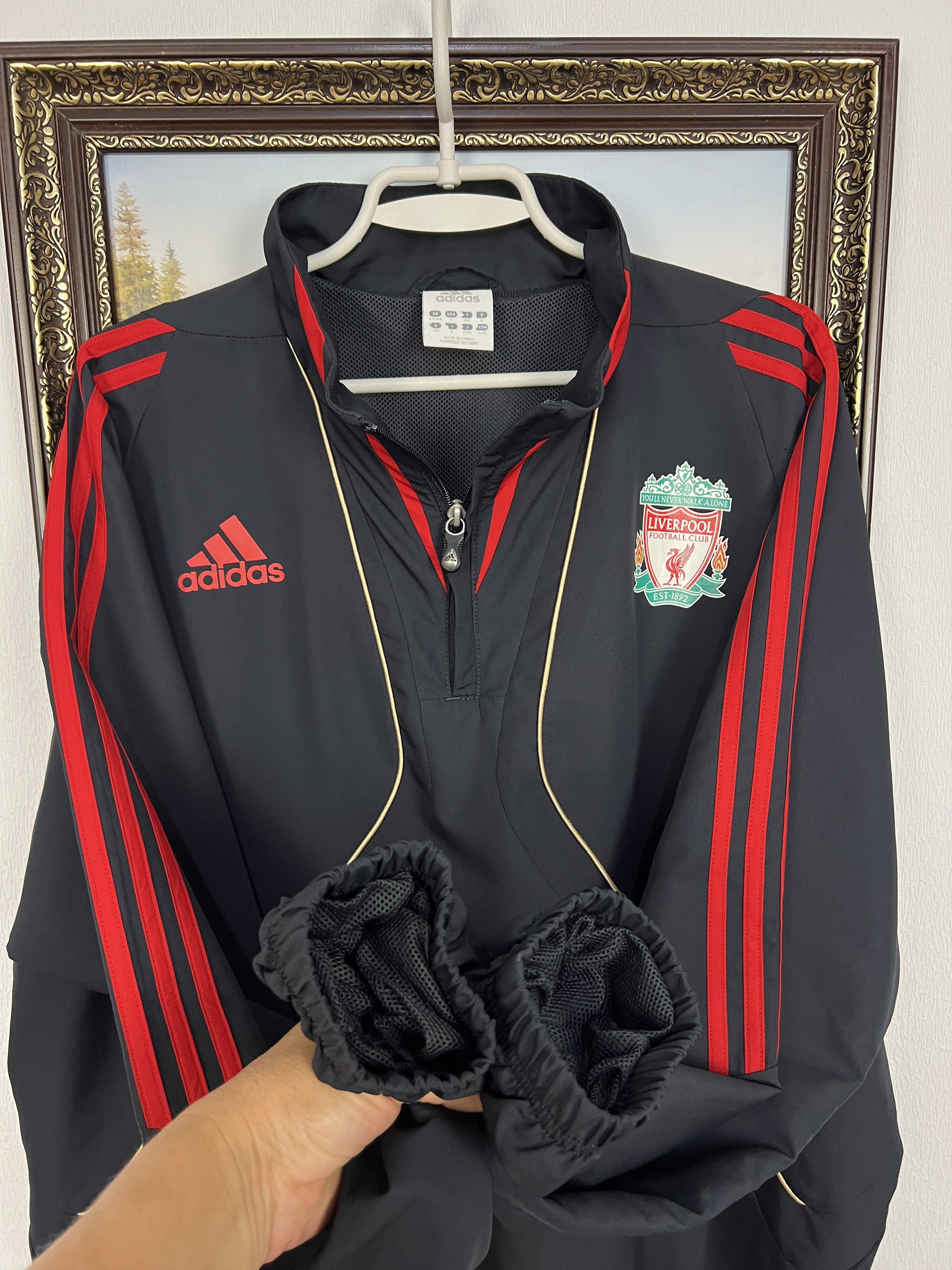 Adidas Vintage Adidas Liverpool Football Train Jacket Soccer Mens Size US L / EU 52-54 / 3 - 5 Thumbnail