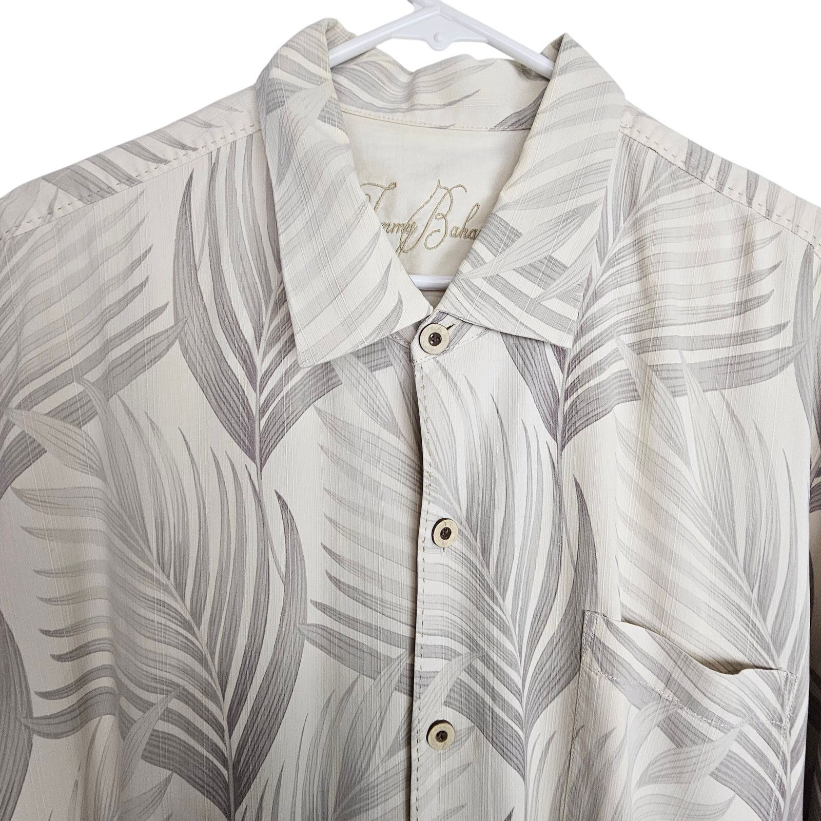 Tommy Bahama Vintage Tommy Bahama Men Silk Hawaiian Shirt XXL Palm Resort Size US XXL / EU 58 / 5 - 2 Thumbnail