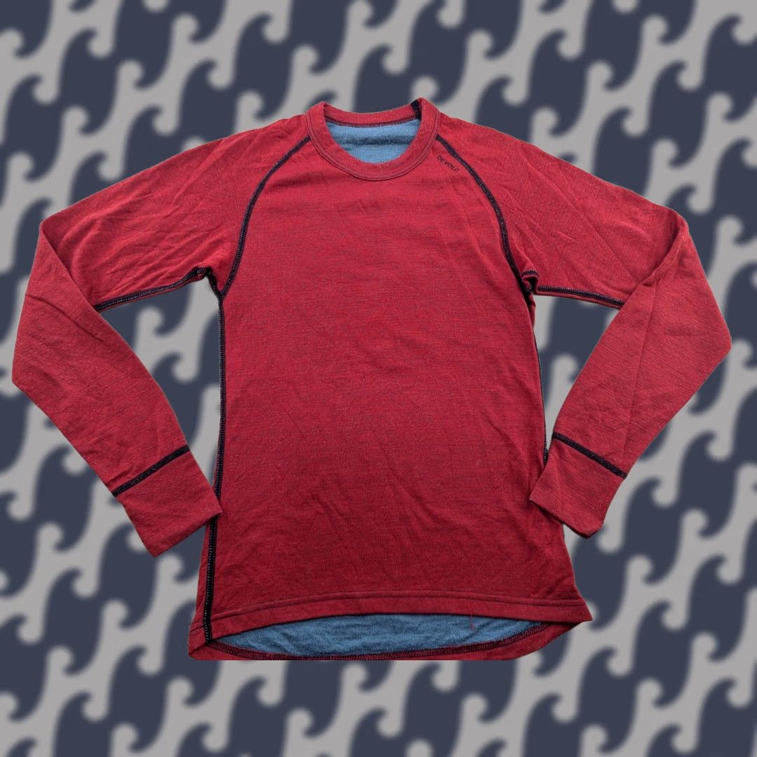Vintage Devold Base Layer Shirt Womens Small Red Outdoor Sport Ski Wool Blend Thermal T-Shirt Size S / US 4 / IT 40 - 1 Thumbnail