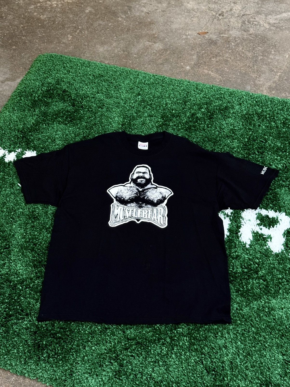Hanes × Vintage Vintage LGBT Musclebear Tee Black Sz. XL Size US XL / EU 56 / 4 - 1 Thumbnail