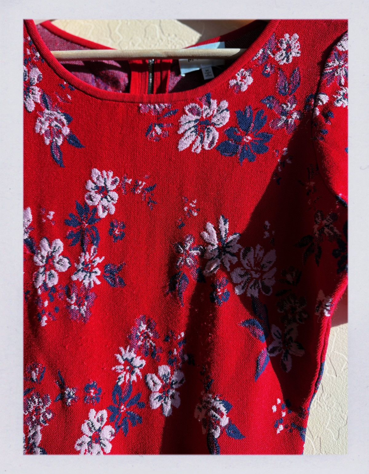 MILLY Milly Red Floral Knit Fit & Flare Dress – Size M Size M / US 6-8 / IT 42-44 - 2 Thumbnail