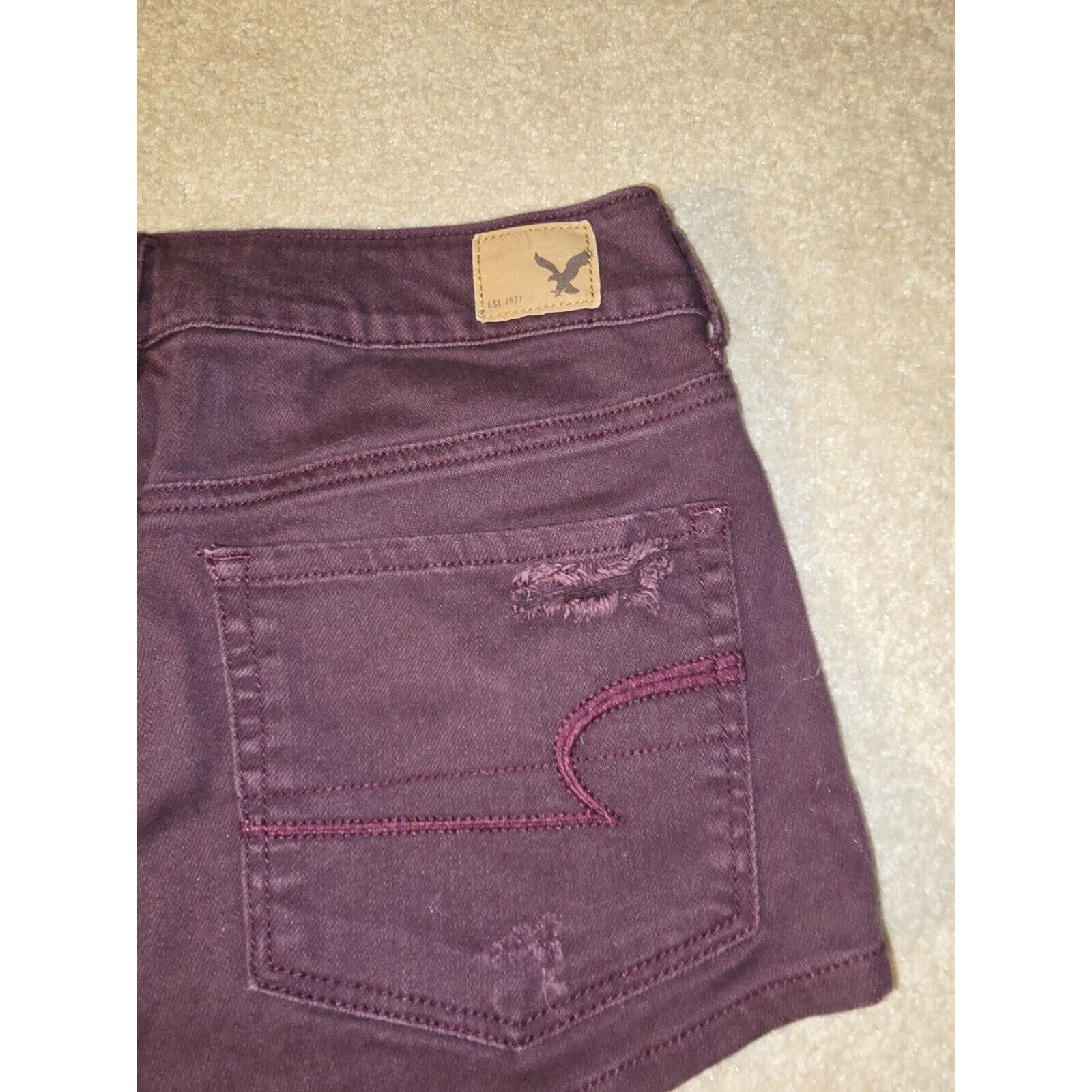 American Eagle Outfitters American Eagle Outfitters Women Shorts Sz 6 Burgundy Shortie Size 28" / US 6 / IT 42 - 7 Thumbnail