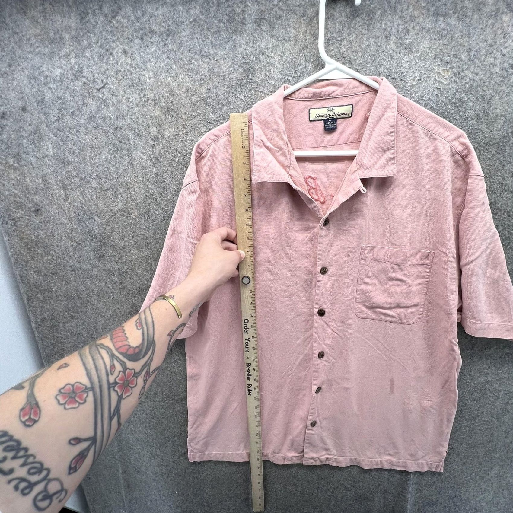 Tommy Bahama Tommy Bahama Shirt Mens XL Pink Silk Camp Short Sleeve Button Front Casual Size US XL / EU 56 / 4 - 5 Thumbnail