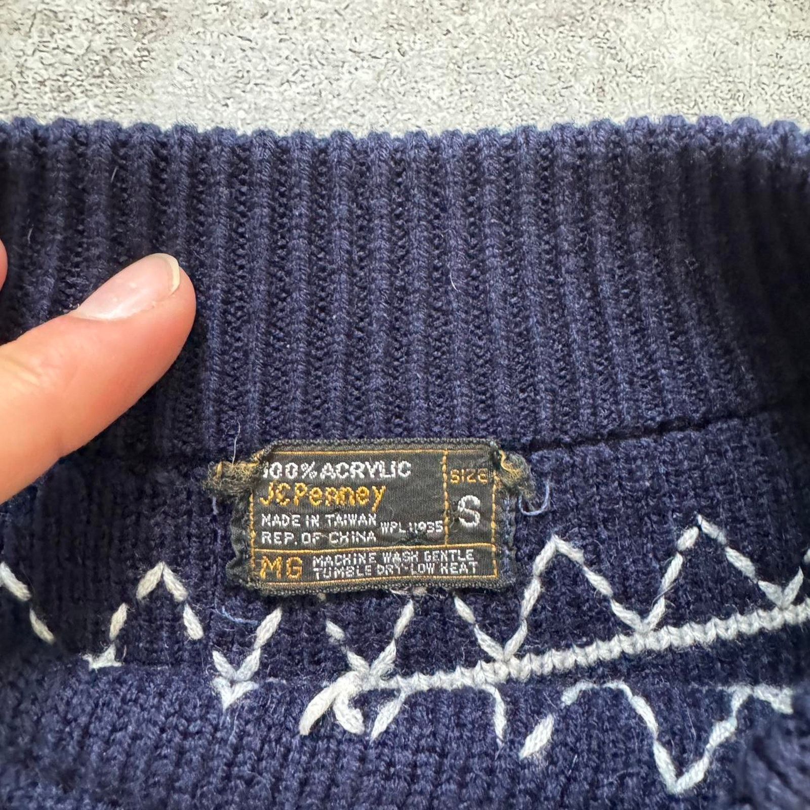 JCPenney Vintage JC Penney Women’s Sweater – Medium Size S / US 4 / IT 40 - 4 Thumbnail