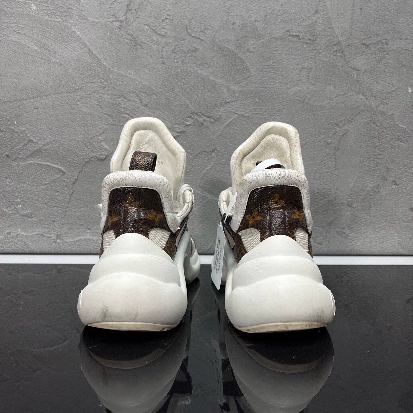 Louis Vuitton LV Archlight Monogram Dad Sneakers Size US 5 / IT 35 - 6 Thumbnail