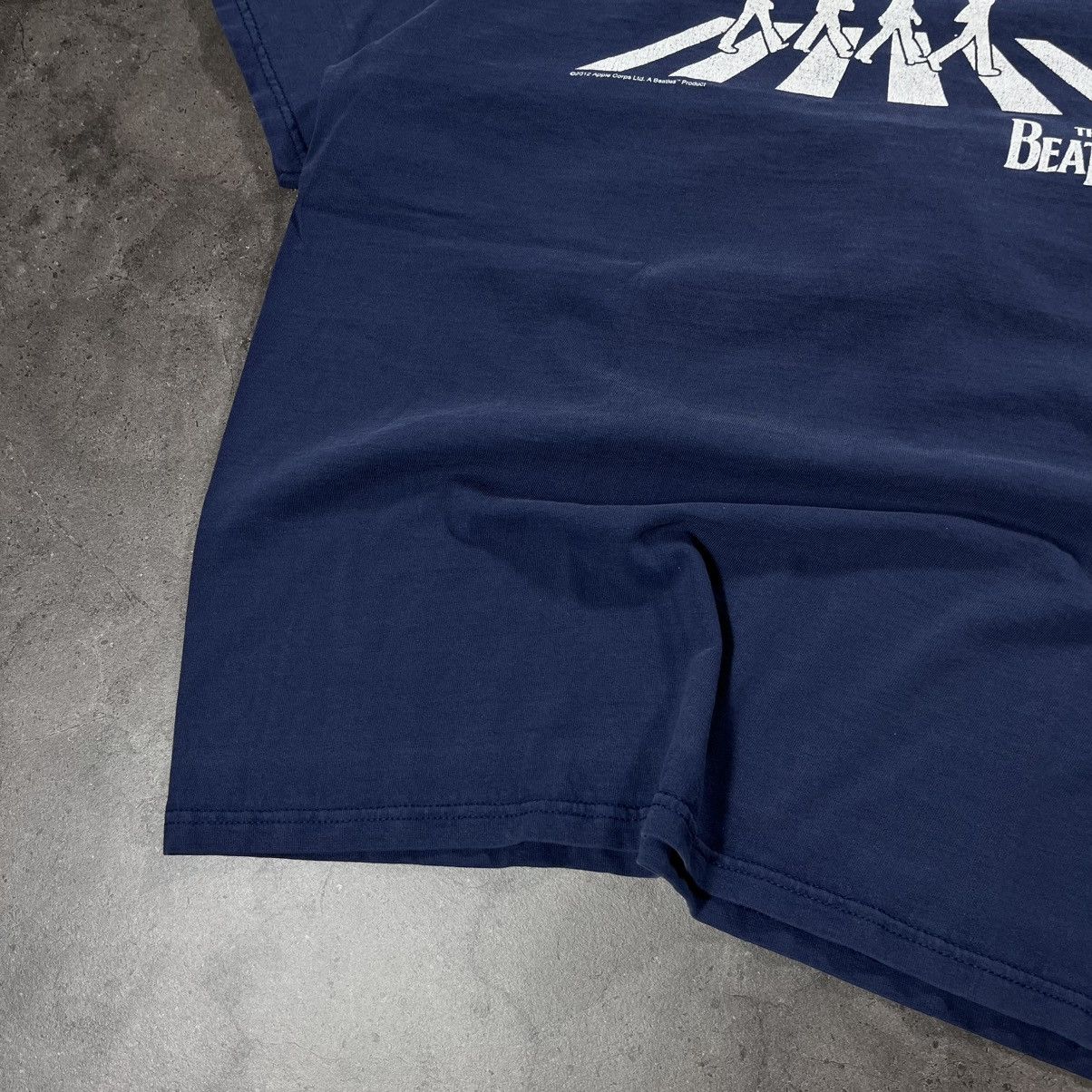 Band Tees The Beatles Apple Abbey Road 00s Vintage Rock Metal Tee Size US XL / EU 56 / 4 - 6 Thumbnail