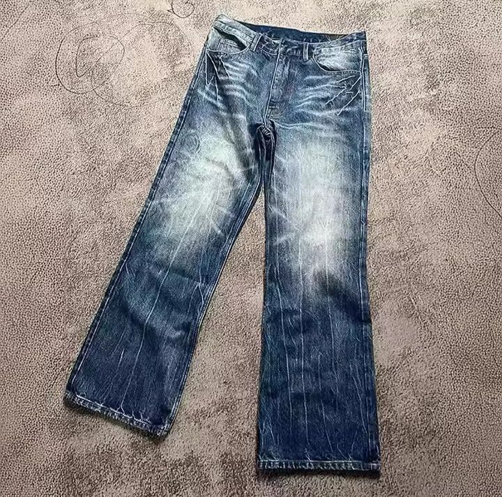 Distressed Trendy Straight Leg Jeans