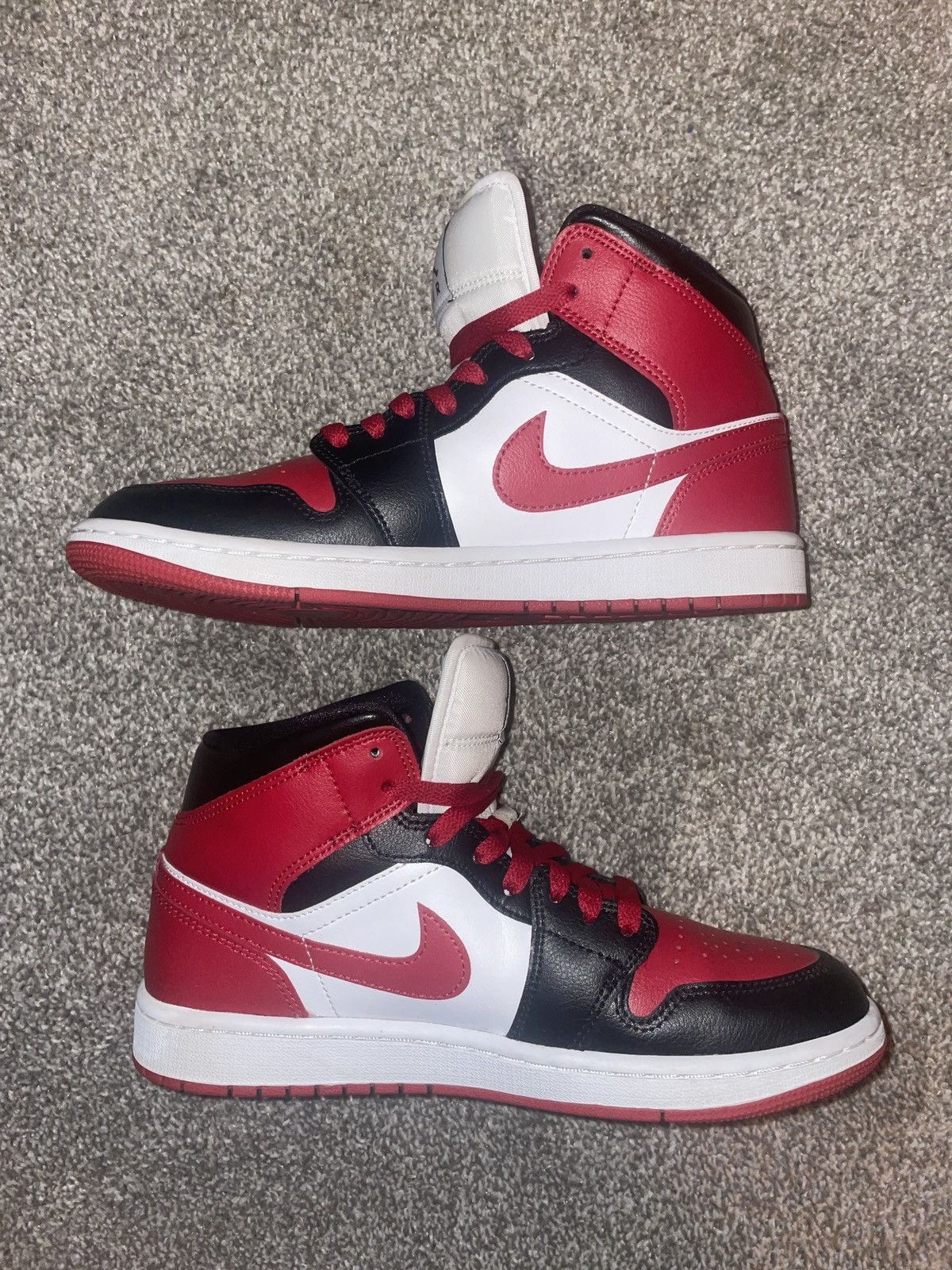 Nike Air Jordan 1 Mid Size US 8.5 / IT 38.5 - 2 Thumbnail