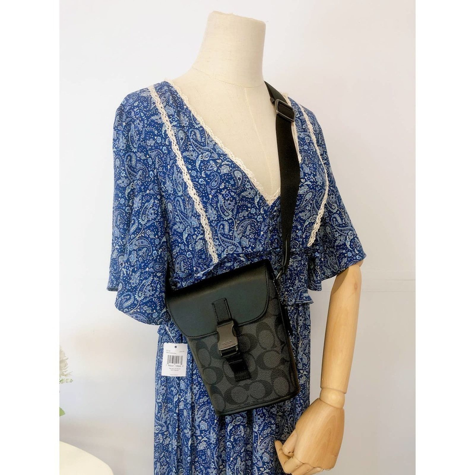 Coach Coach C3134 Track Small Flap Crossbody In Signature Canvas Size ONE SIZE - 9 Thumbnail