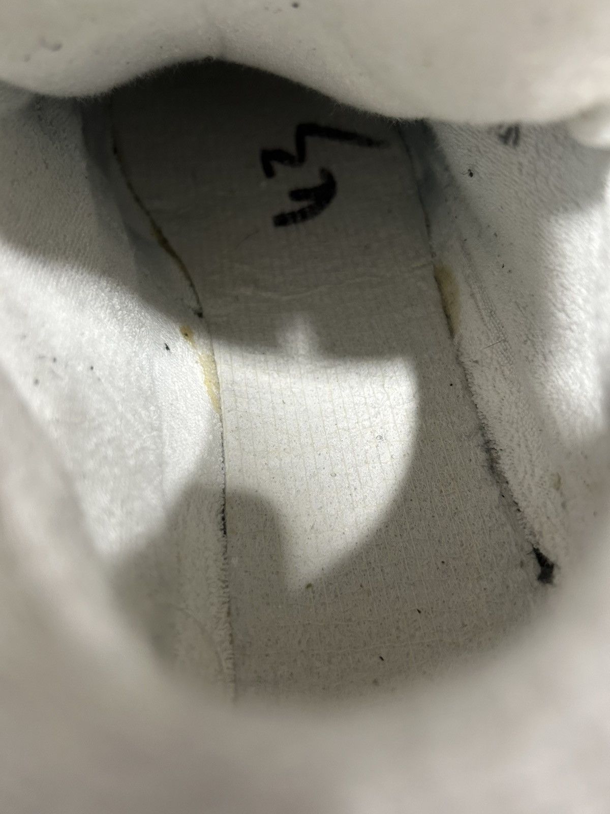 Amiri Amiri MA-2 Size 9US/42EU Size US 9 / EU 42 - 11 Thumbnail