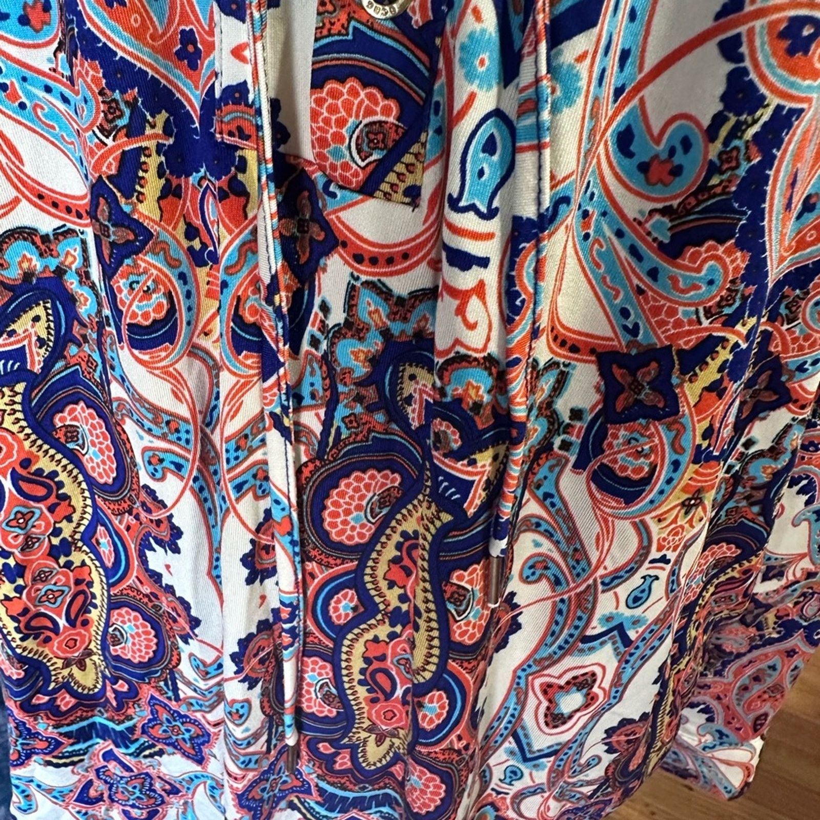 Bcbgmaxazria BCBG Maxazria Bright Paisley Blouse Size L / US 10 / IT 46 - 4 Thumbnail