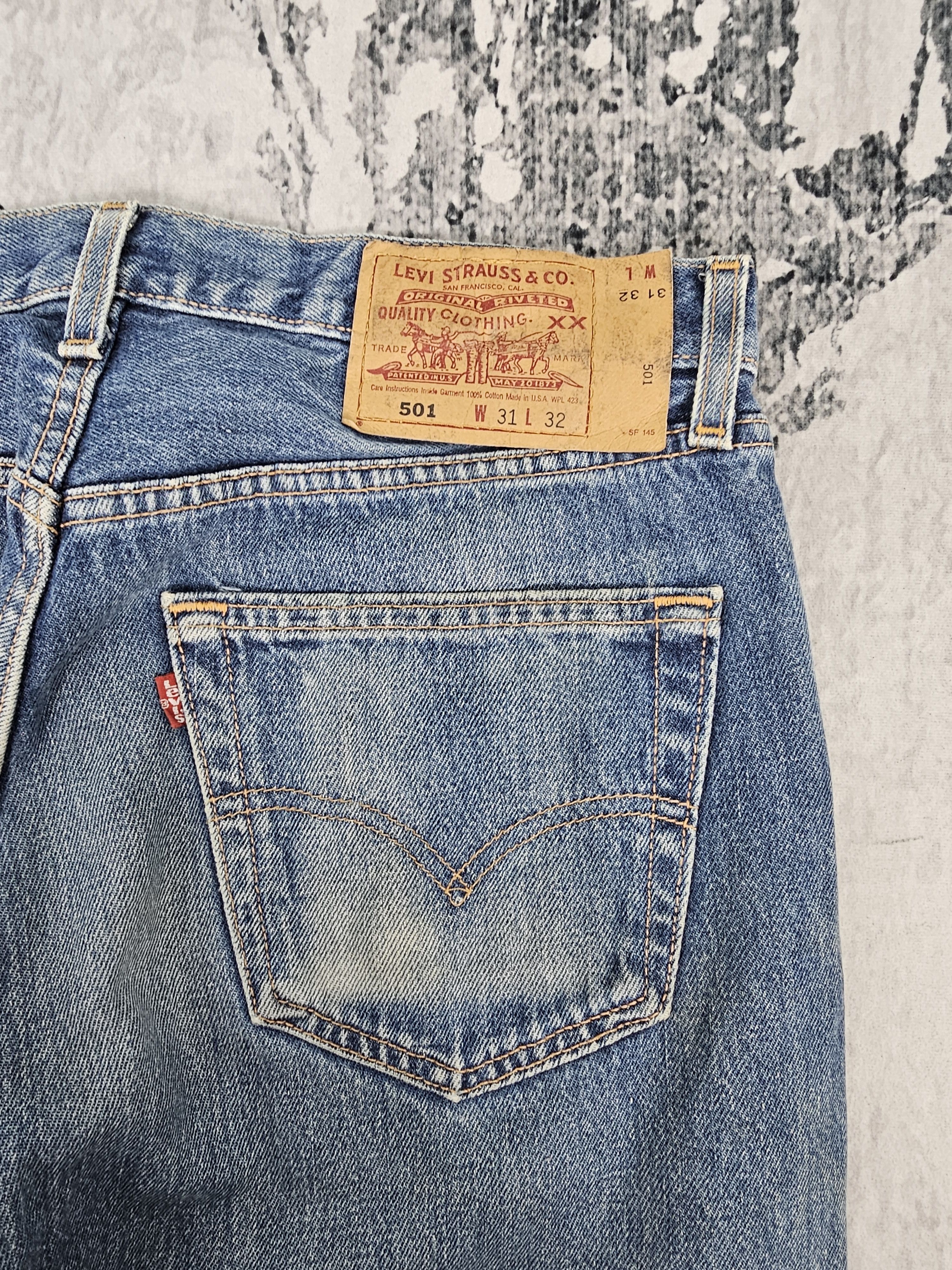 Levi's Vtg 90's LEVIS 501 Ripped Distressed Jean Size 31X29.5 L0421 Size US 31 - 11 Thumbnail