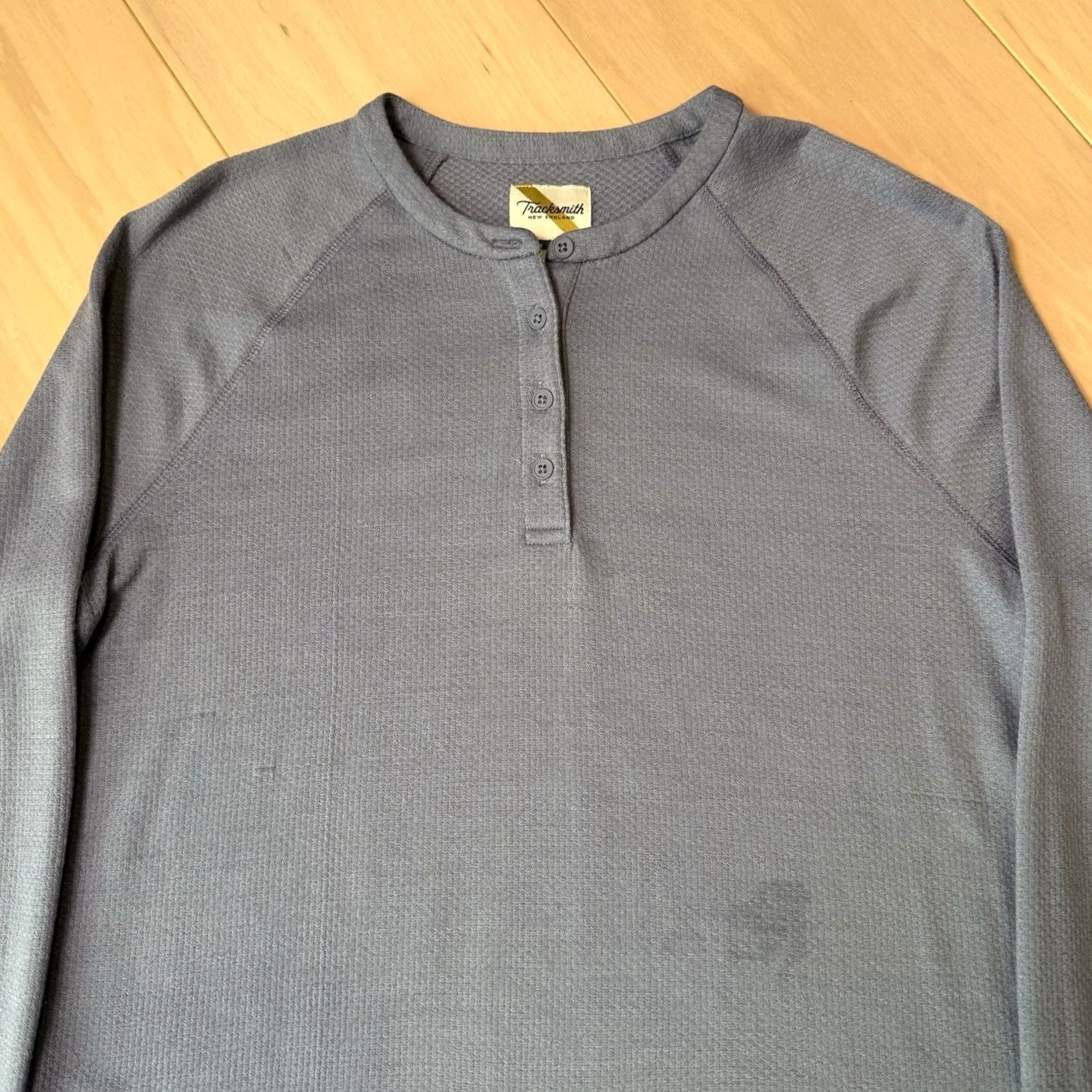 Vintage Tracksmith Merino Henley Shirt Women's M Blue Wool Long Sleeve Running Size S / US 4 / IT 40 - 4 Thumbnail