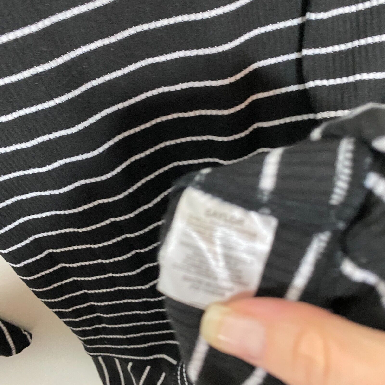 Saylor Saylor Black & White Stripe Long Sleeve Keyhole Tie Dress S Size S / US 4 / IT 40 - 10 Thumbnail