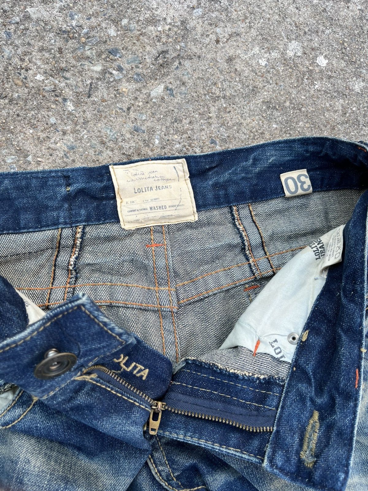 【LOLITA】AUTHENTIC DENIM SIZE29 LOW RISE LOLITA BOOT JEAN | Lucky Brand