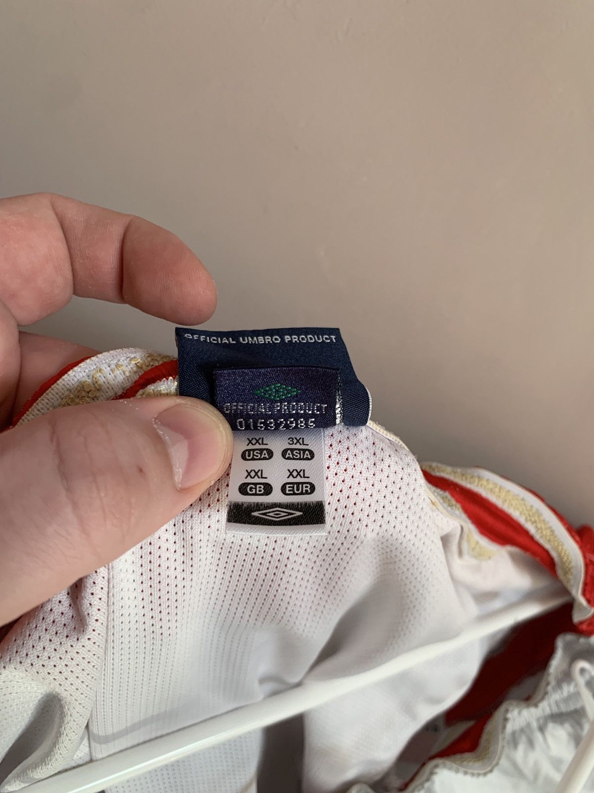 Umbro Vintage England silver shorts 2004 away Umbro soccer Size US 36 / EU 52 - 12 Thumbnail