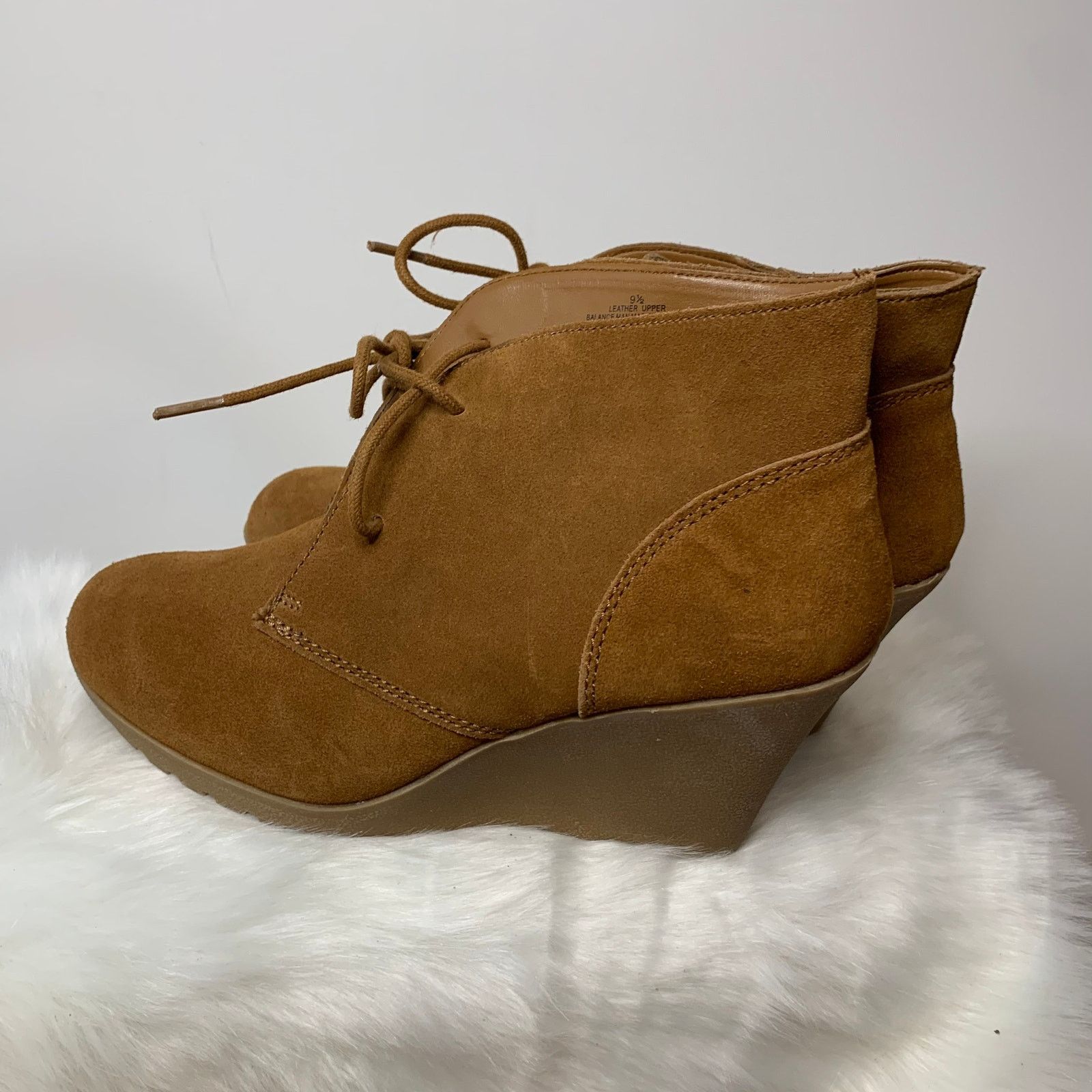 Merona Merona Leather Upper Brown Heel shoes size 9.5 Size US 9.5 / IT 39.5 - 3 Thumbnail